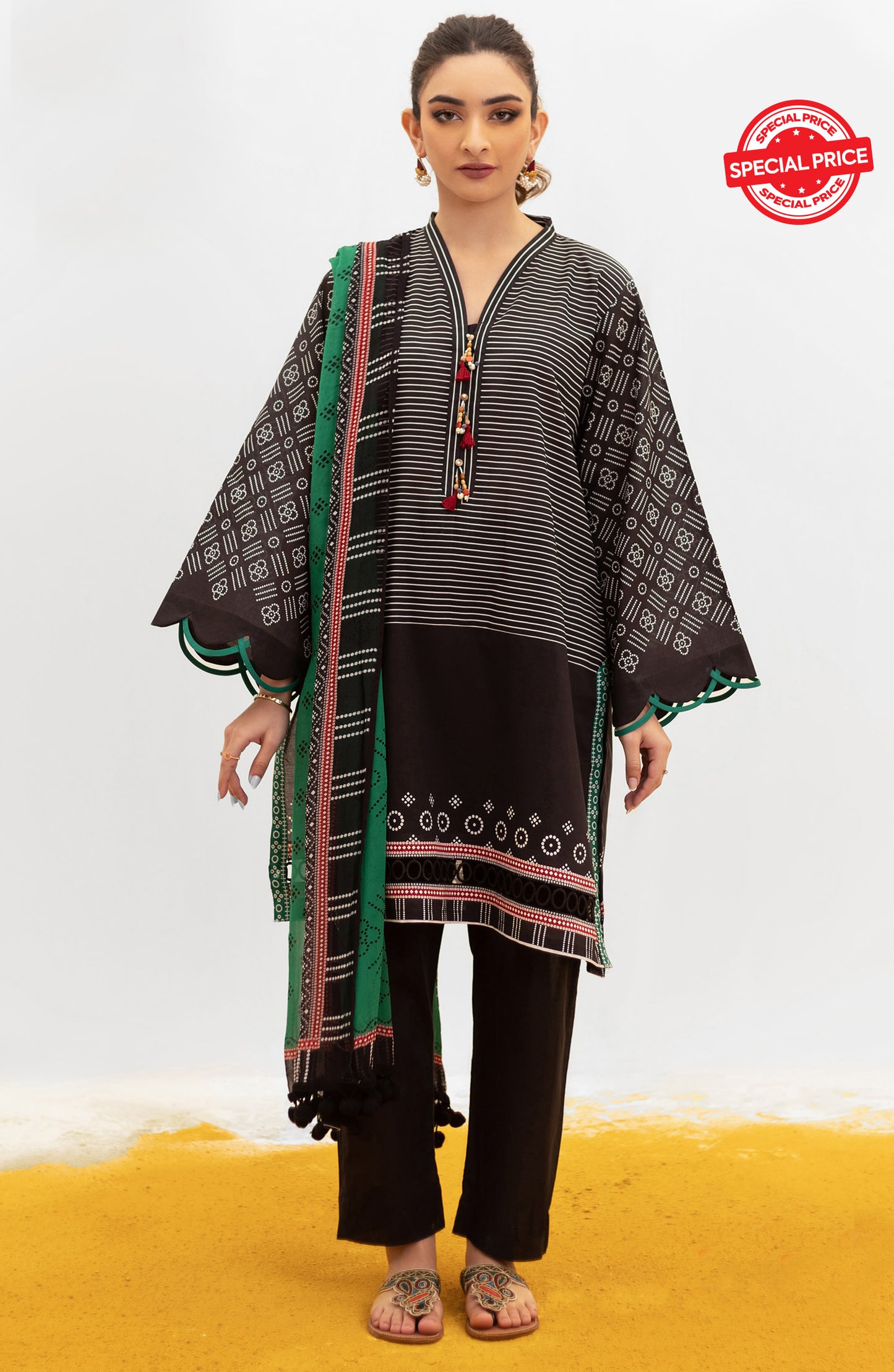NRDS-21-095/U BLACK LAWN  UNSTITCHED SHIRT DUPATTA