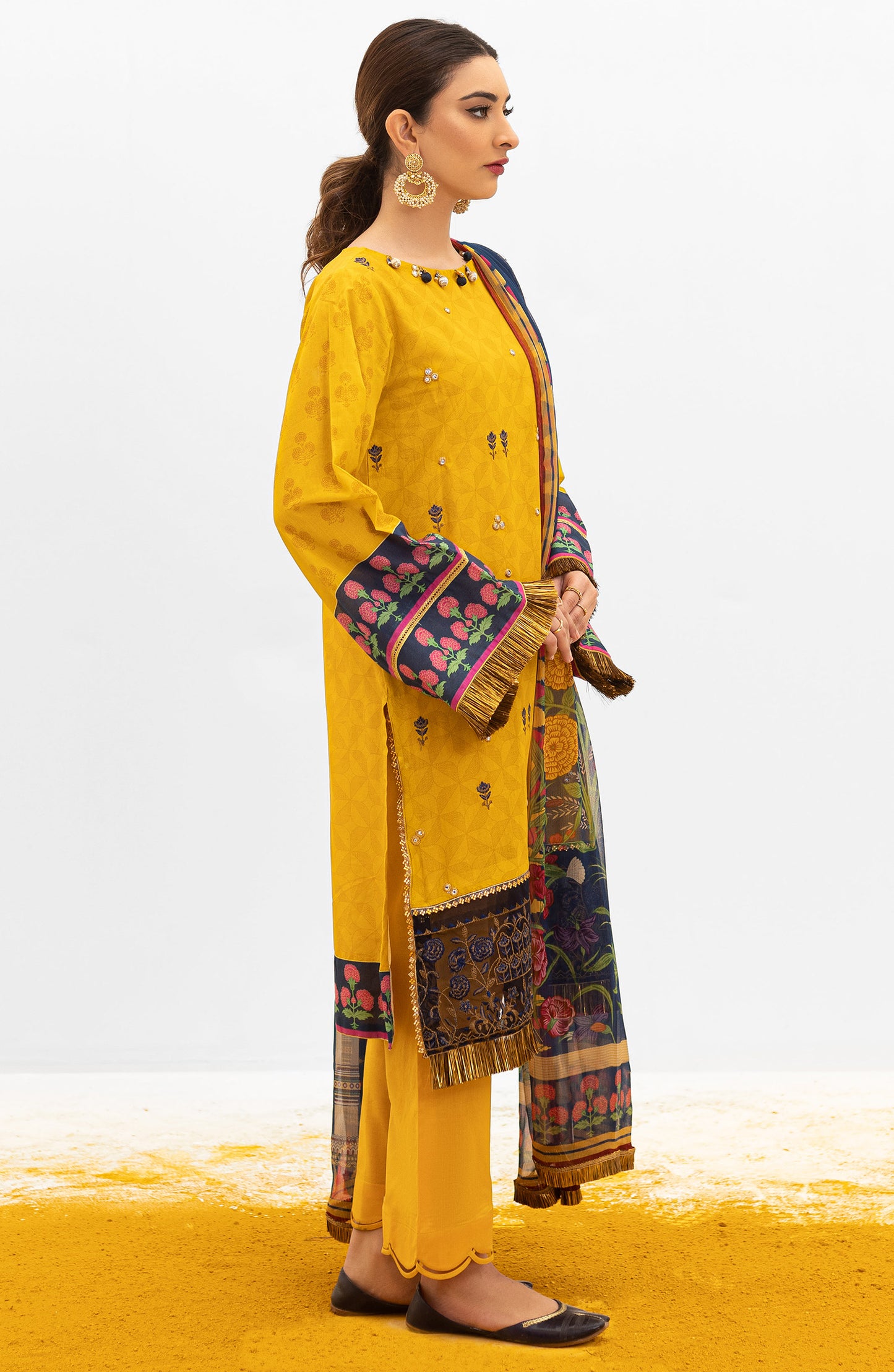 OTL-22-004/U RED LAWN  UNSTITCHED SHIRT DUPATTA PANTS