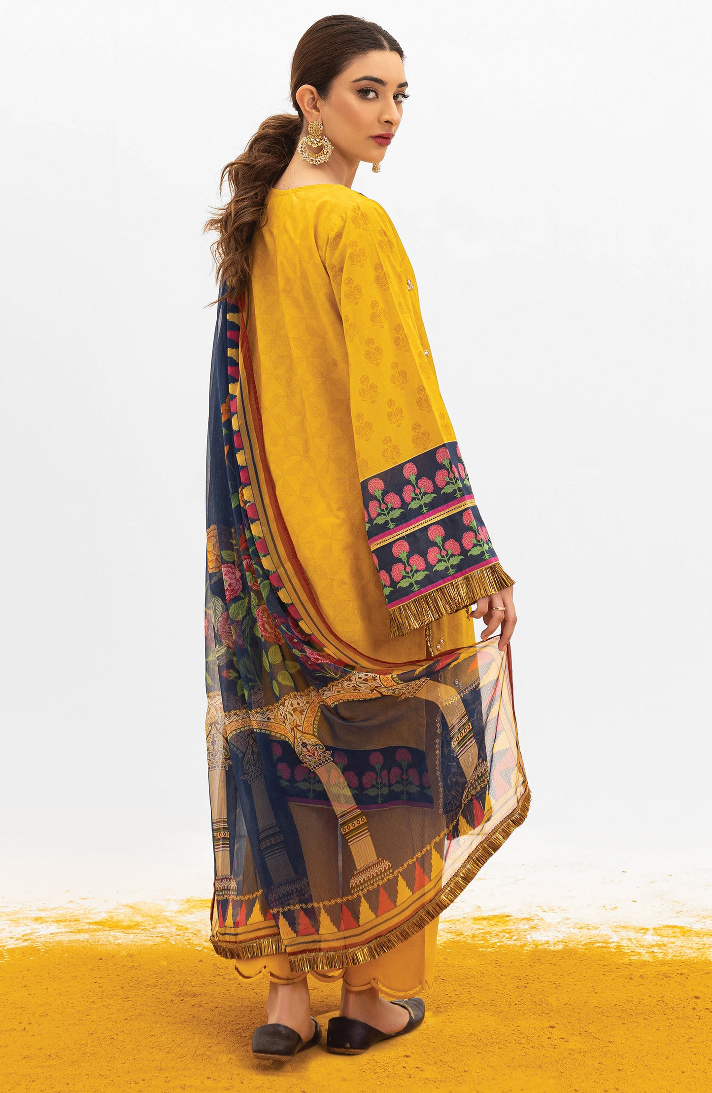 OTL-22-004/U RED LAWN  UNSTITCHED SHIRT DUPATTA PANTS