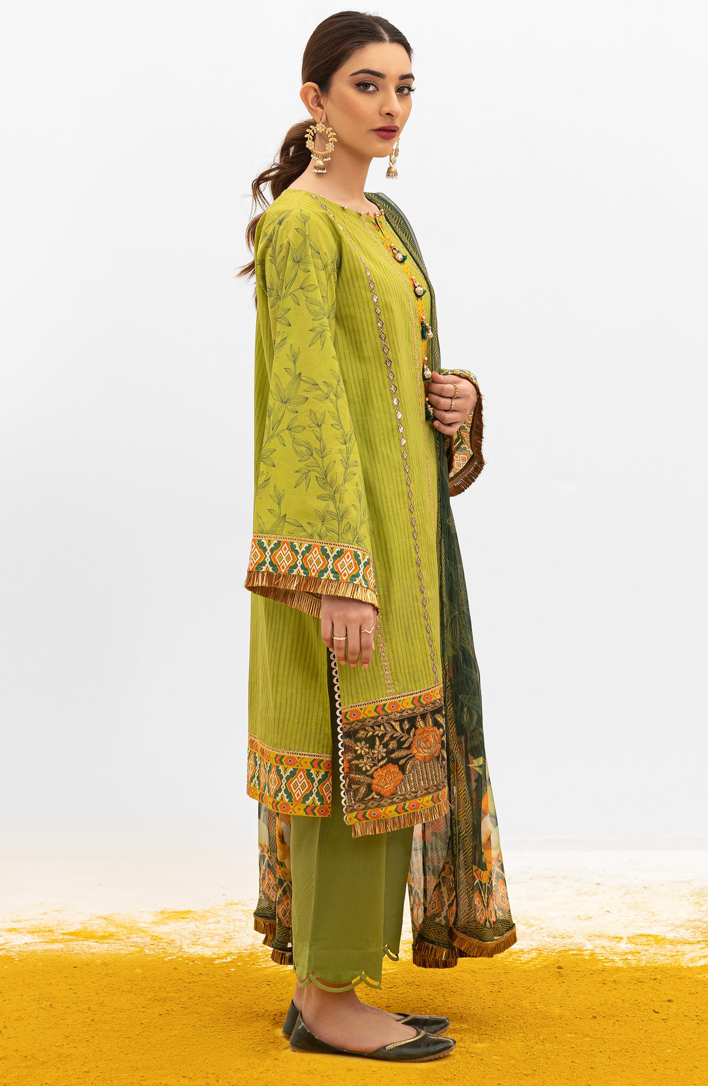 OTL-22-004/U RED LAWN  UNSTITCHED SHIRT DUPATTA PANTS