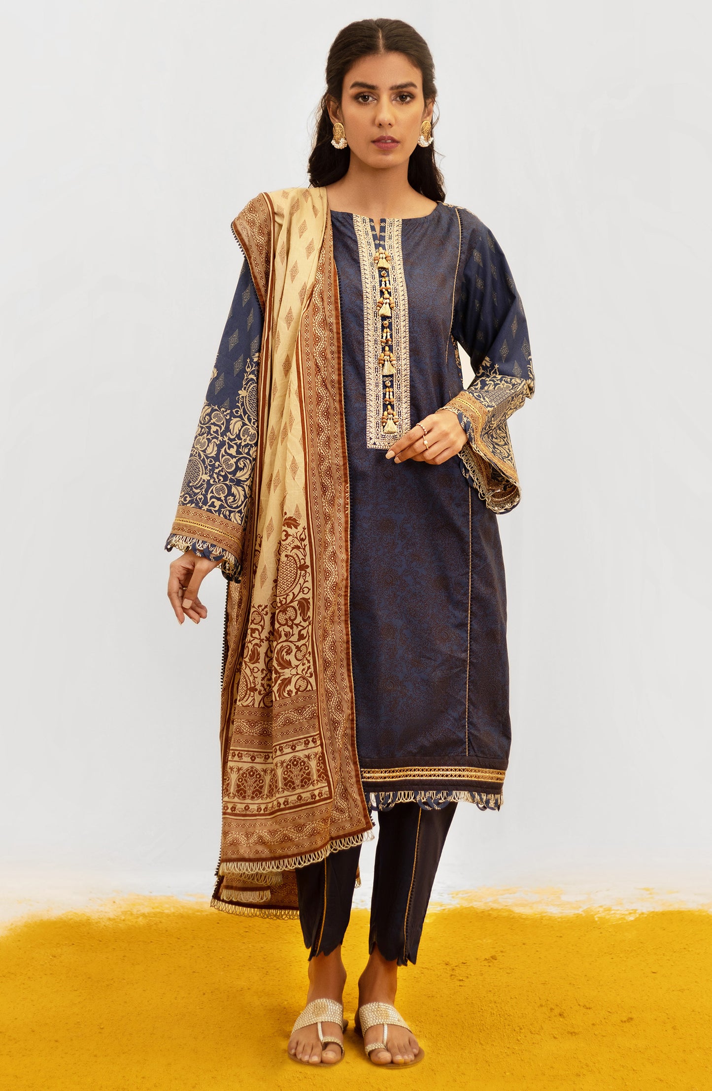OTL-22-004/U RED LAWN  UNSTITCHED SHIRT DUPATTA PANTS