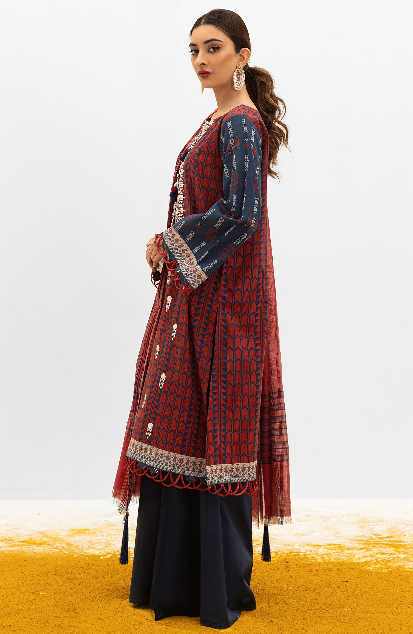 OTL-22-004/U RED LAWN  UNSTITCHED SHIRT DUPATTA PANTS