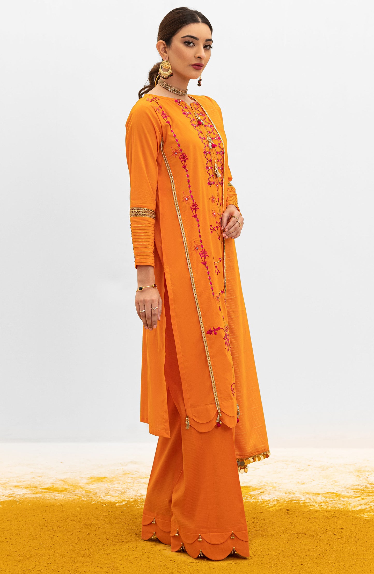 OTL-22-004/U RED LAWN  UNSTITCHED SHIRT DUPATTA PANTS
