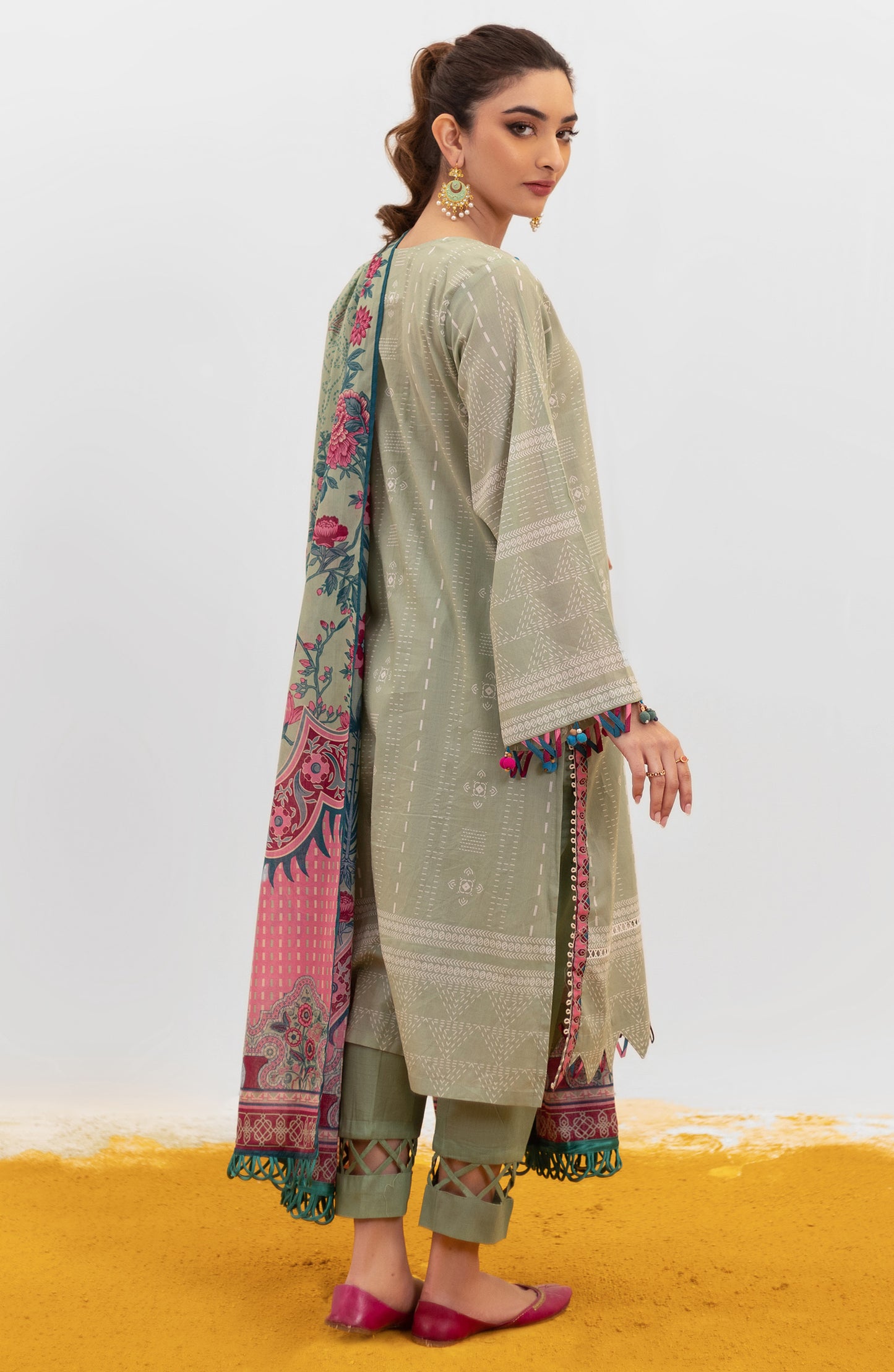 OTL-22-004/U RED LAWN  UNSTITCHED SHIRT DUPATTA PANTS