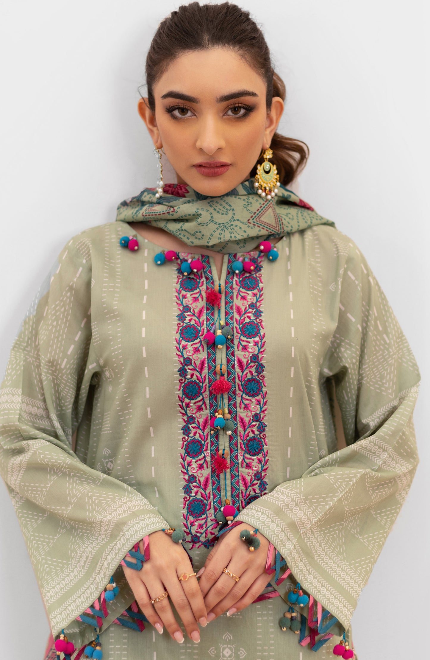 OTL-22-004/U RED LAWN  UNSTITCHED SHIRT DUPATTA PANTS