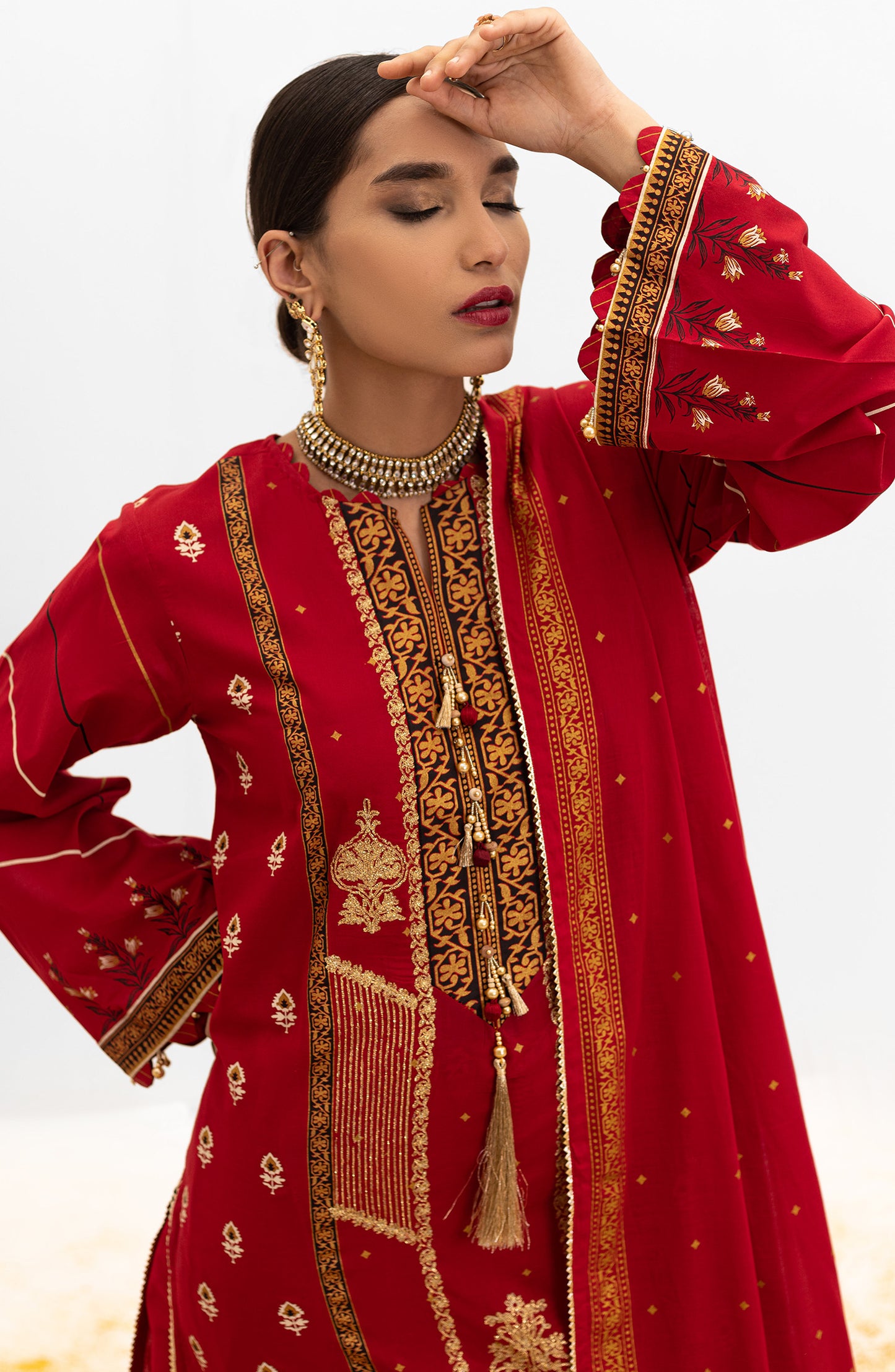 OTL-22-004/U RED LAWN  UNSTITCHED SHIRT DUPATTA PANTS