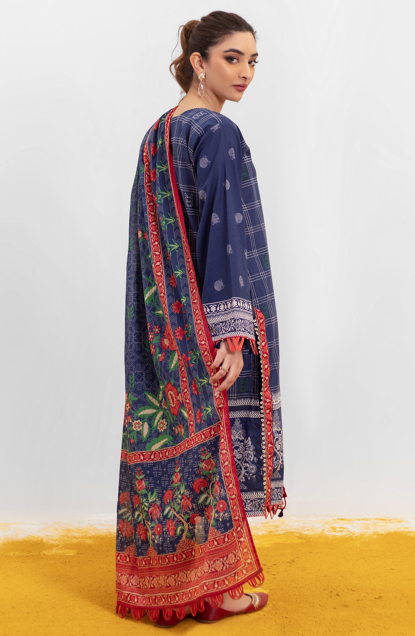 OTL-22-004/U RED LAWN  UNSTITCHED SHIRT DUPATTA PANTS