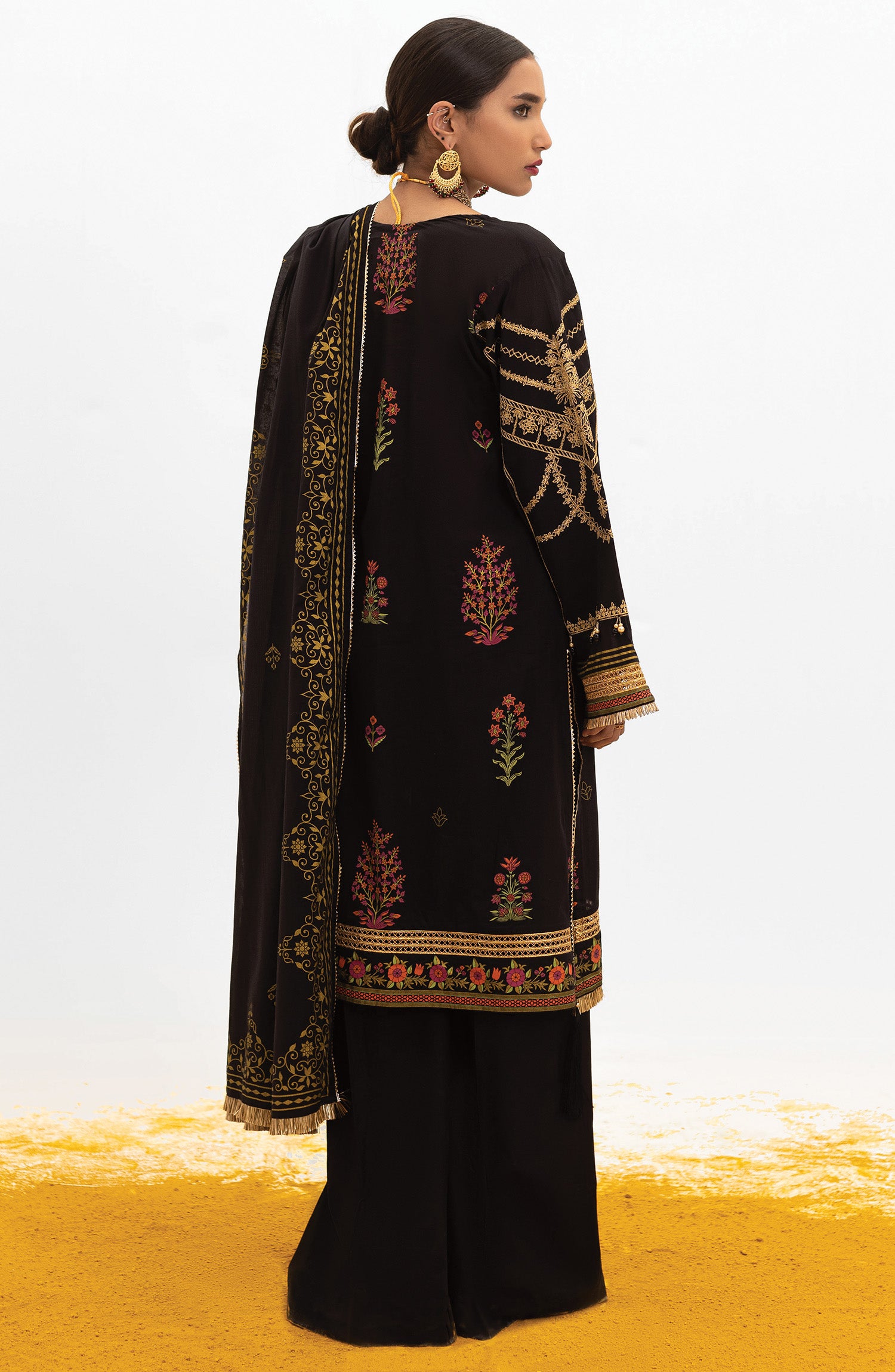OTL-22-004/U RED LAWN  UNSTITCHED SHIRT DUPATTA PANTS
