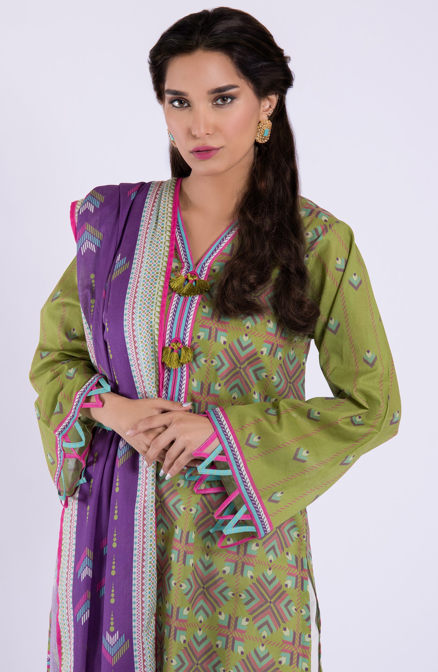 NRDS-22-014/U GREEN LAWN  UNSTITCHED SHIRT DUPATTA