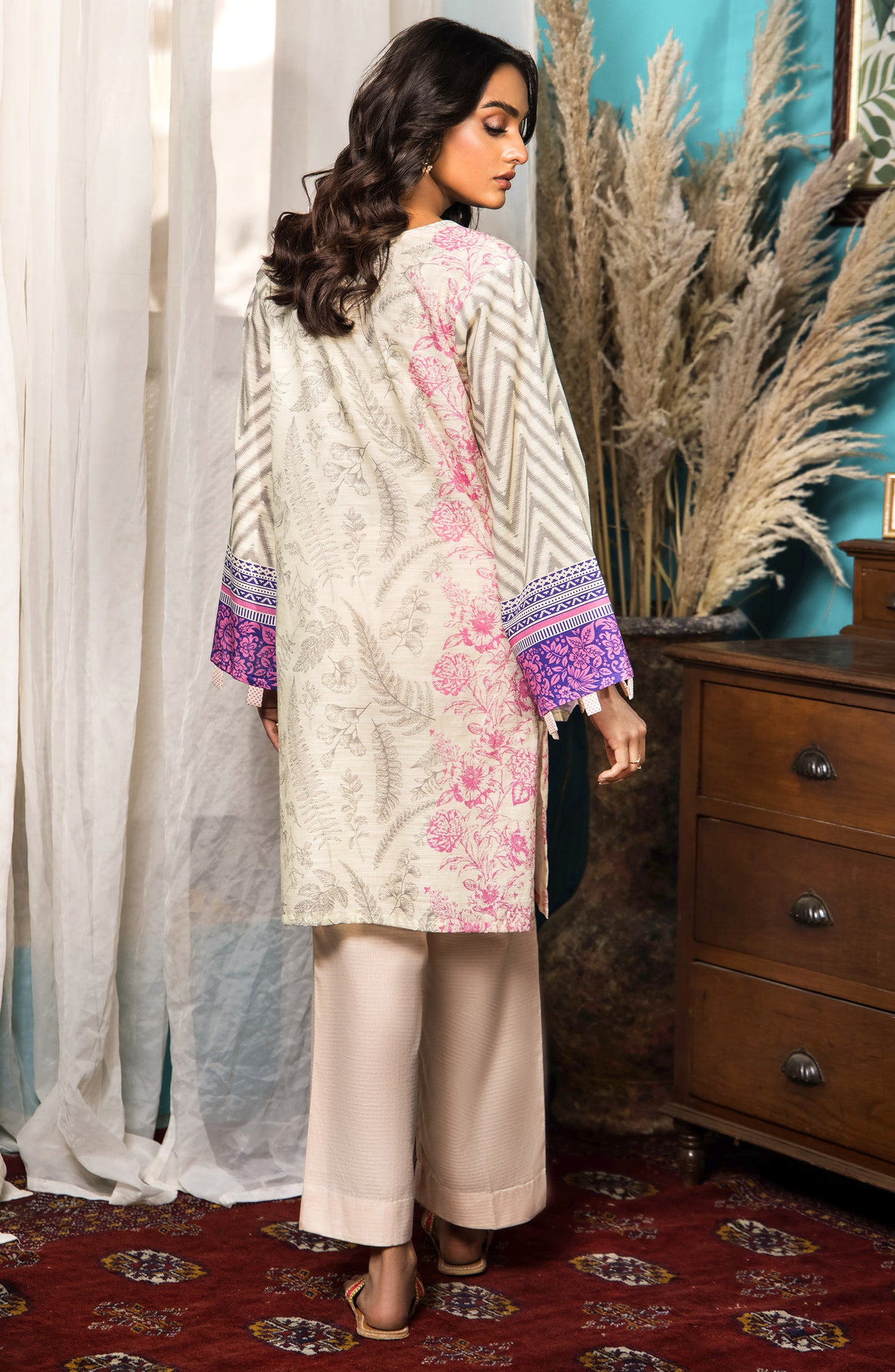 Unstitched 1 Piece Printed Khaddar Shirt