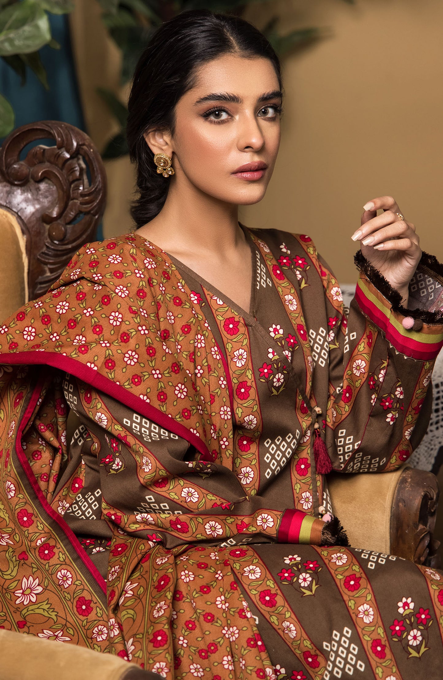 Unstitched 3 Piece Printed Cottel Shirt , Cottel Pant and Cottel Dupatta (OTL-21-330/U BROWN)