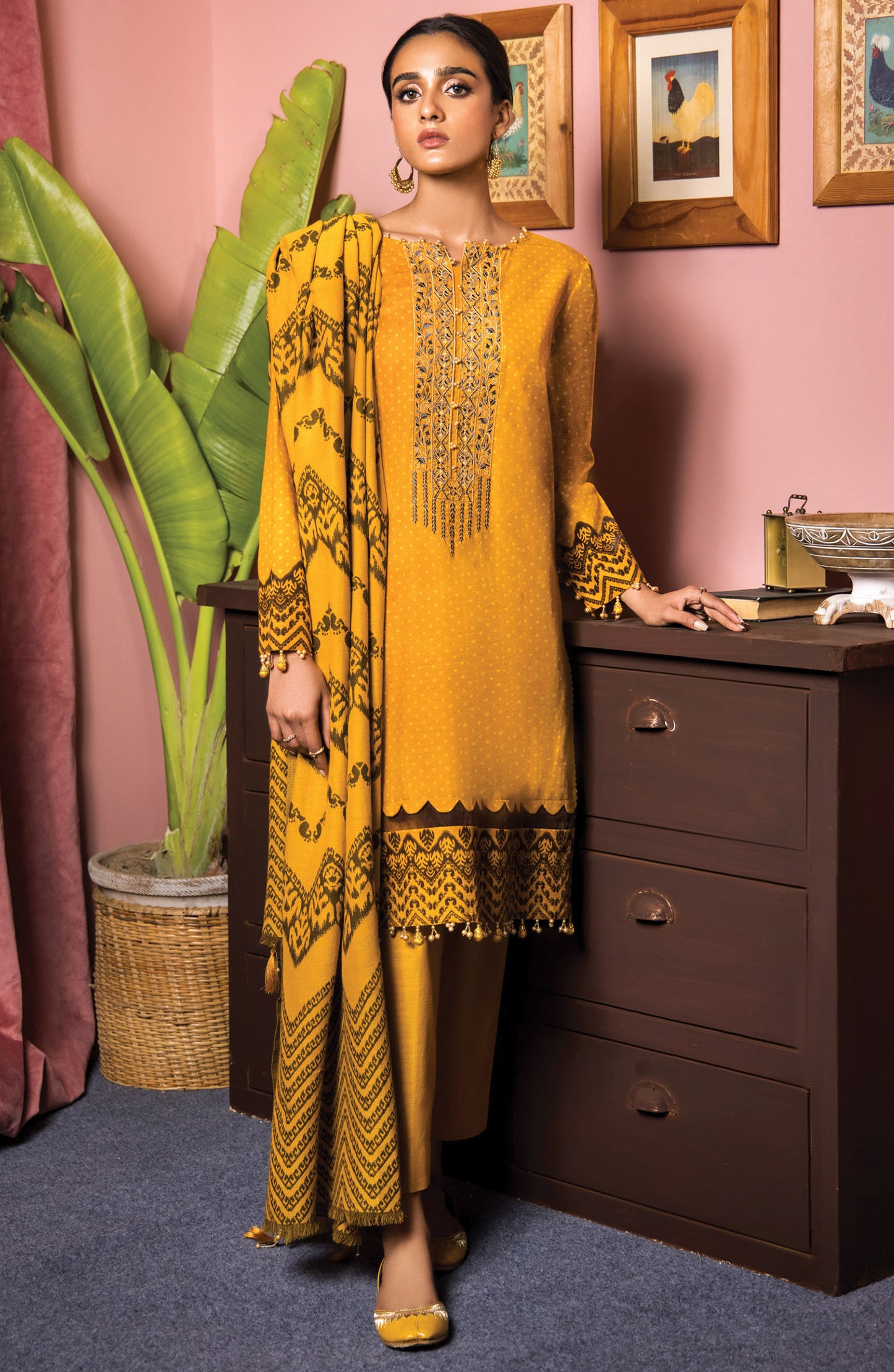 Unstitched 3 Piece Embroidered Khaddar Shirt , Khaddar Pant and JACQUARD Dupatta