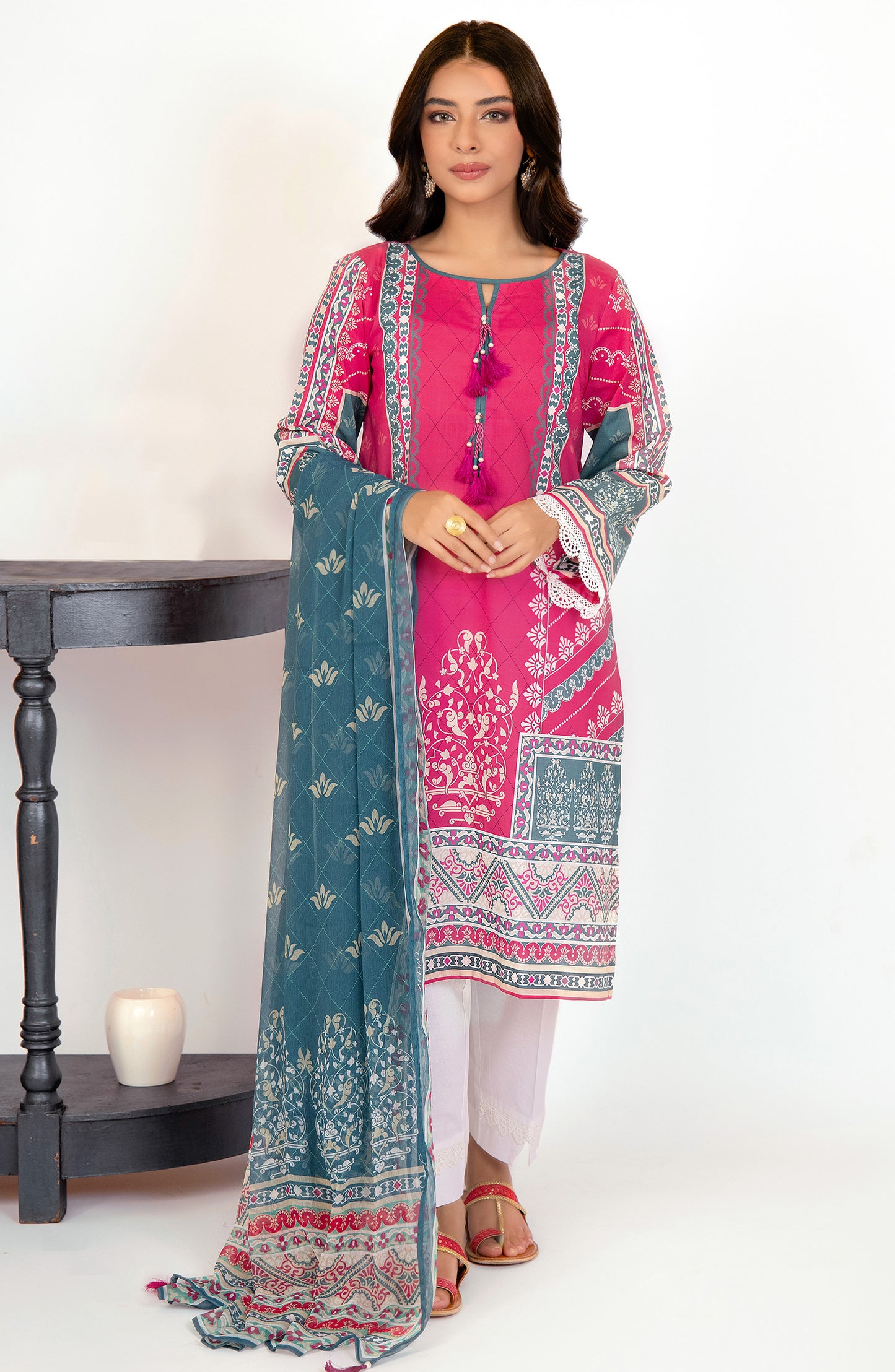 Unstitched 2 Piece Printed Lawn Shirt and Chiffon Dupatta