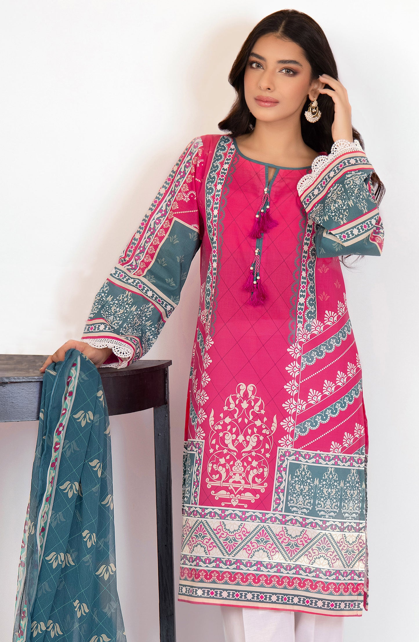 Unstitched 2 Piece Printed Lawn Shirt and Chiffon Dupatta