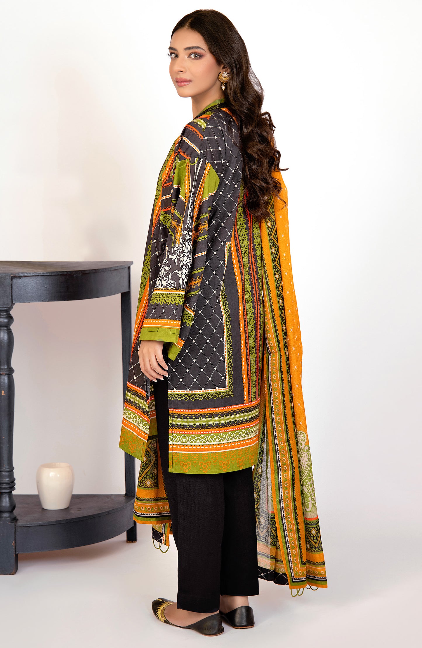 Unstitched 2 Piece Printed Lawn Shirt and Dobby Net Dupatta