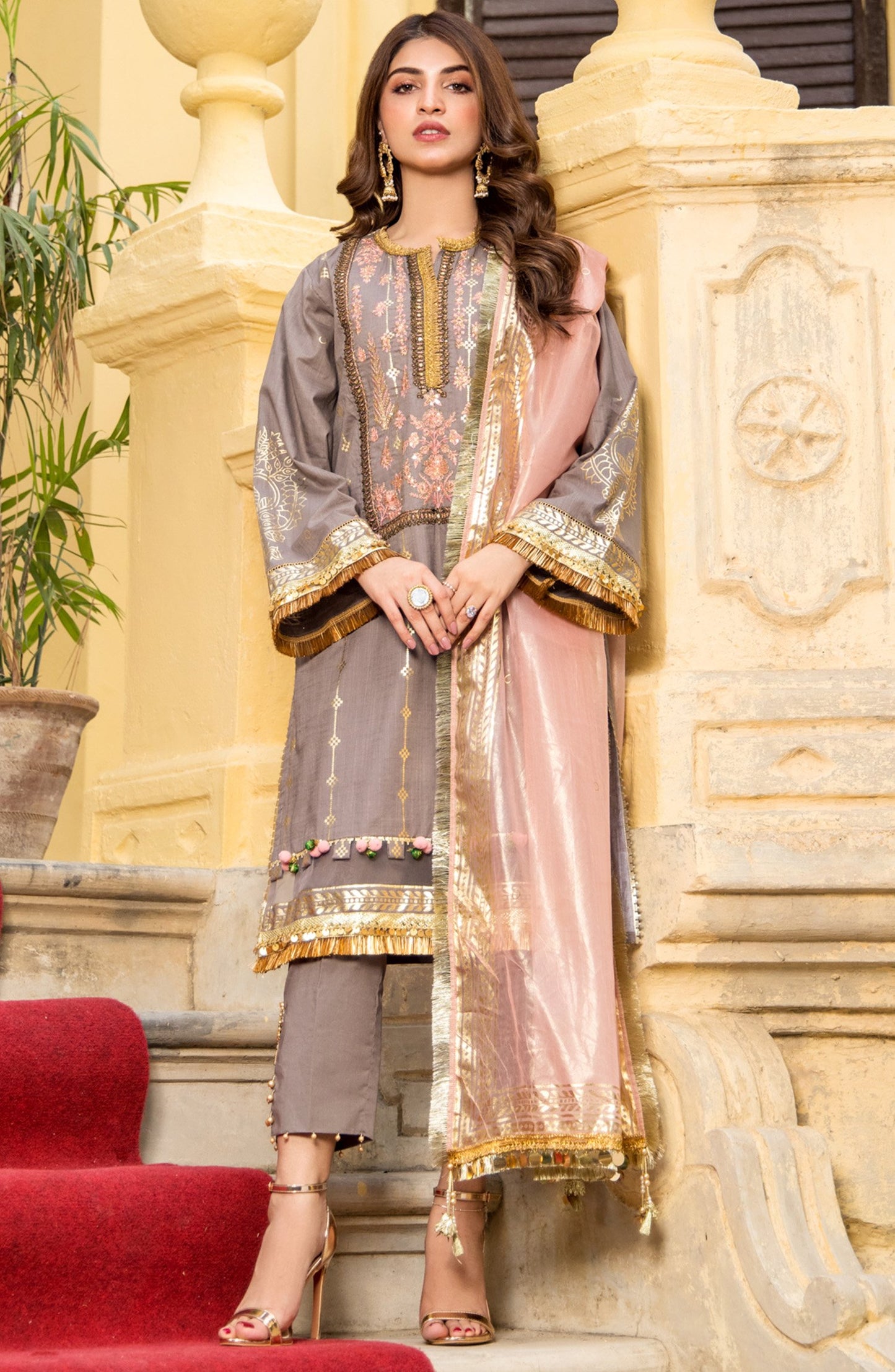 OTL-21-089/U GREY LAWN WINTER UNSTITCHED SHIRT DUPATTA PANTS