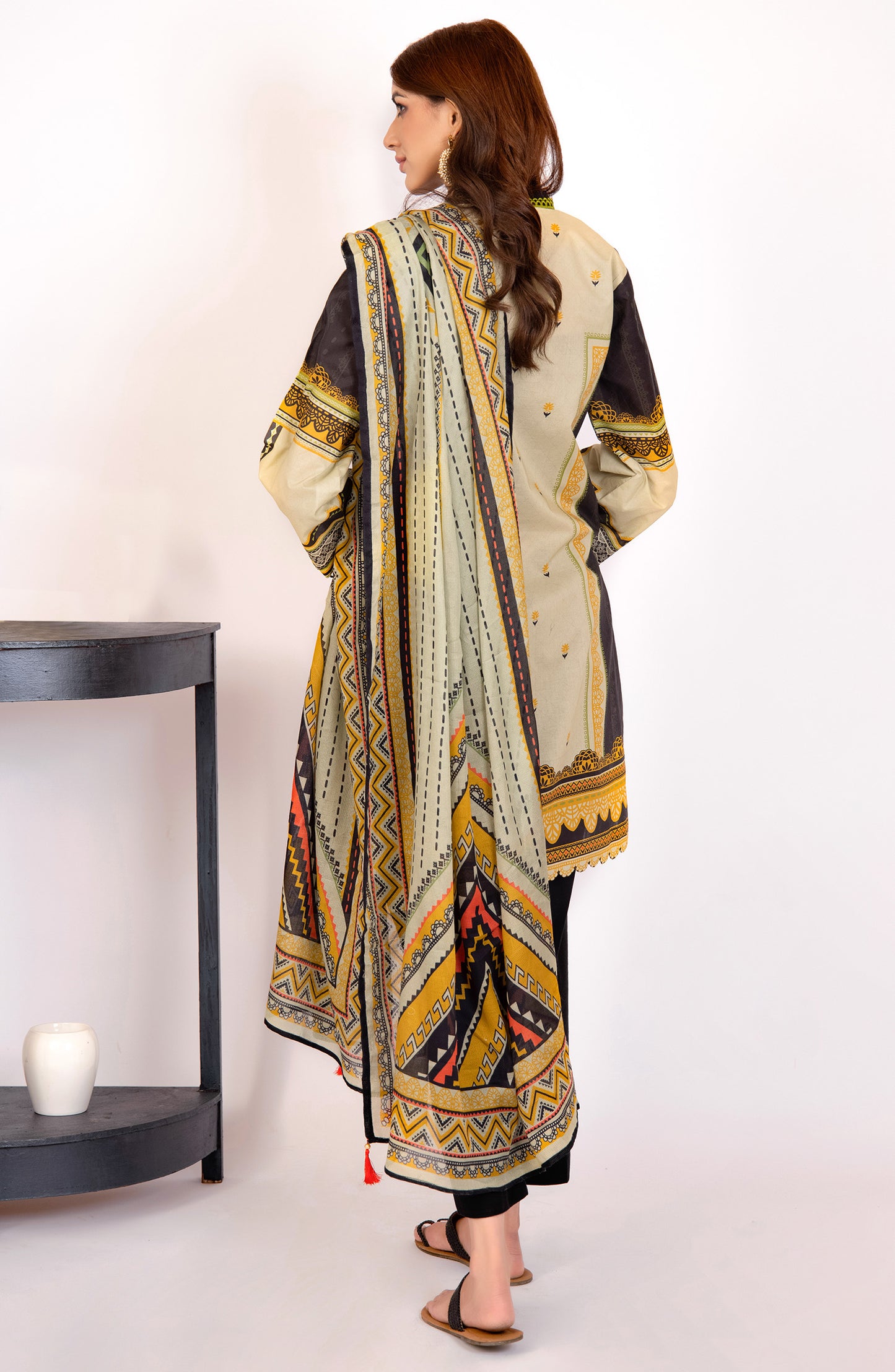 Unstitched 2 Piece Printed Lawn Shirt and Dobby Net Dupatta