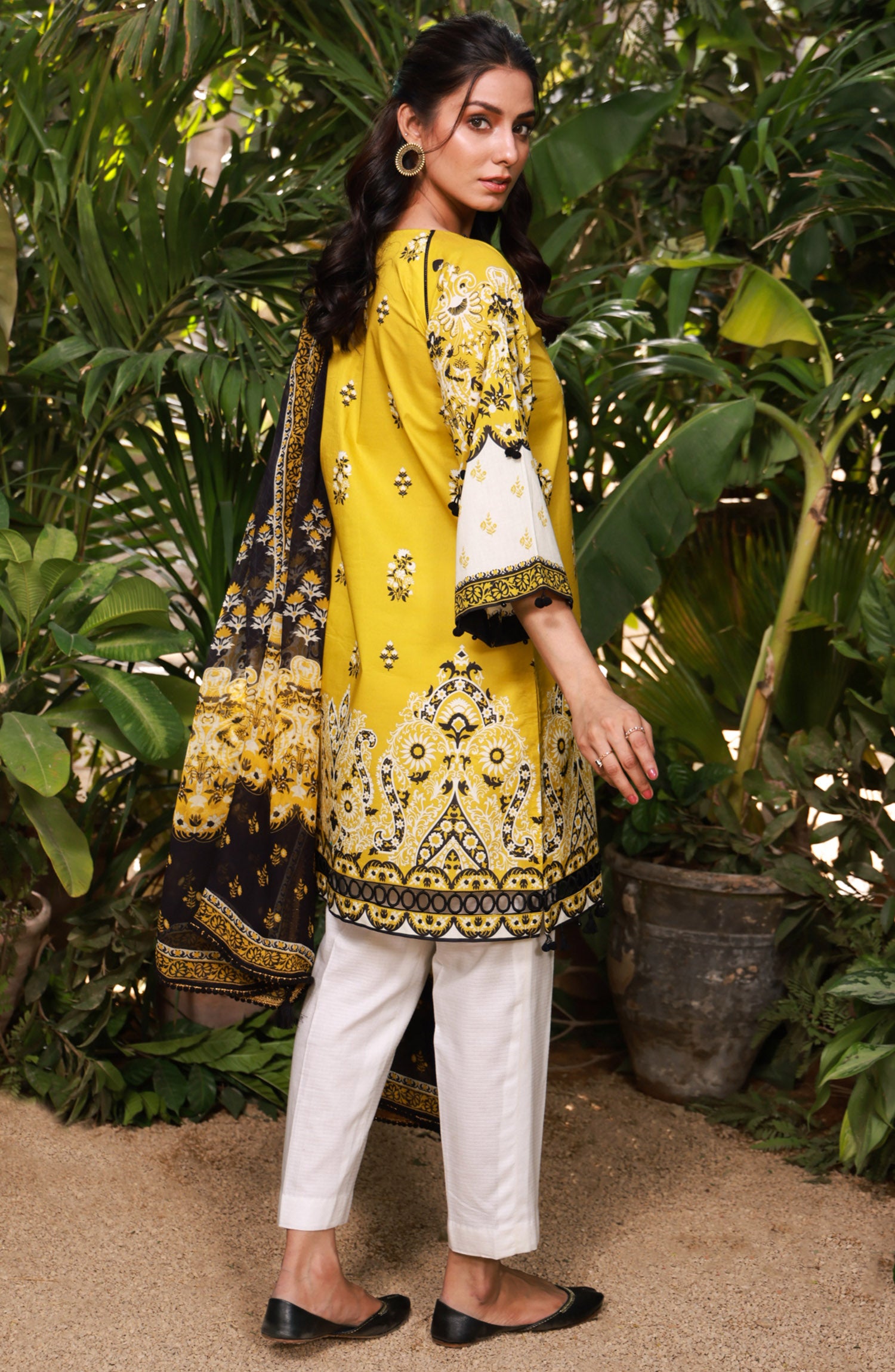 NRDS-21-408/U YELLOW LAWN  UNSTITCHED SHIRT DUPATTA