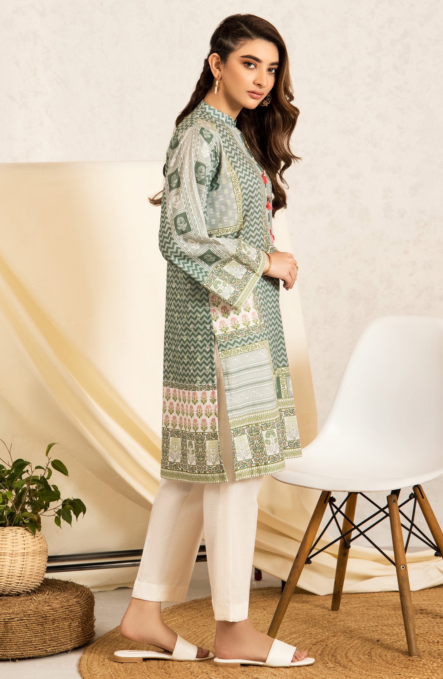 Stitched 1 Piece Printed Khaddar Shirt