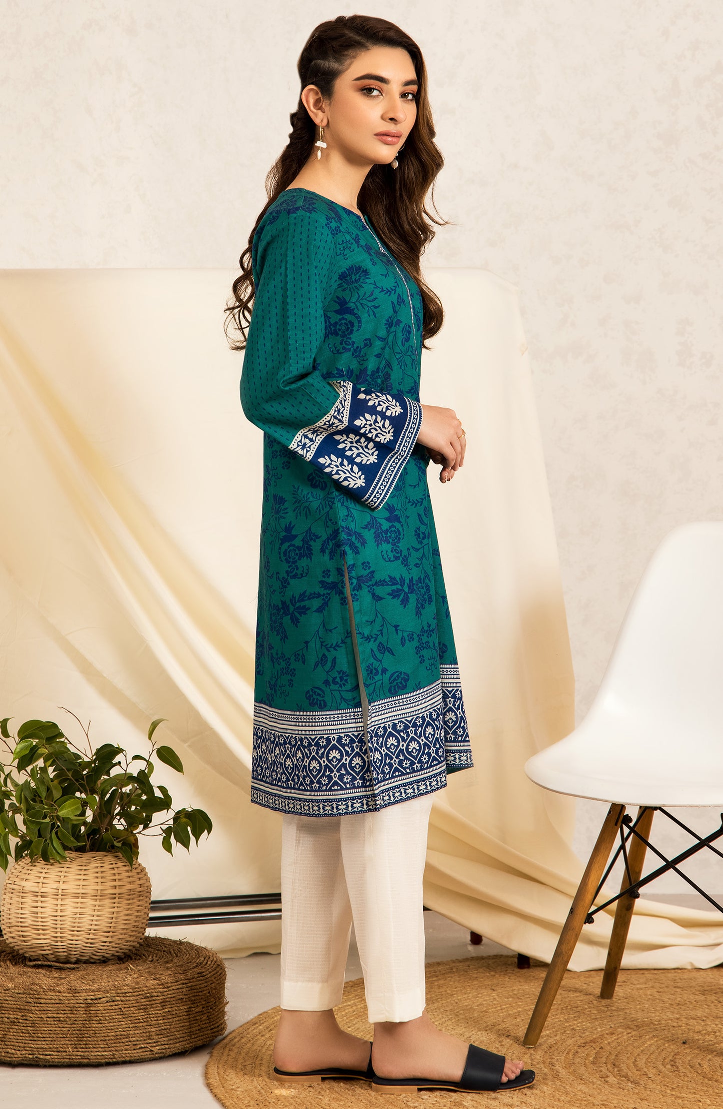 Stitched 1 Piece Printed Khaddar Shirt