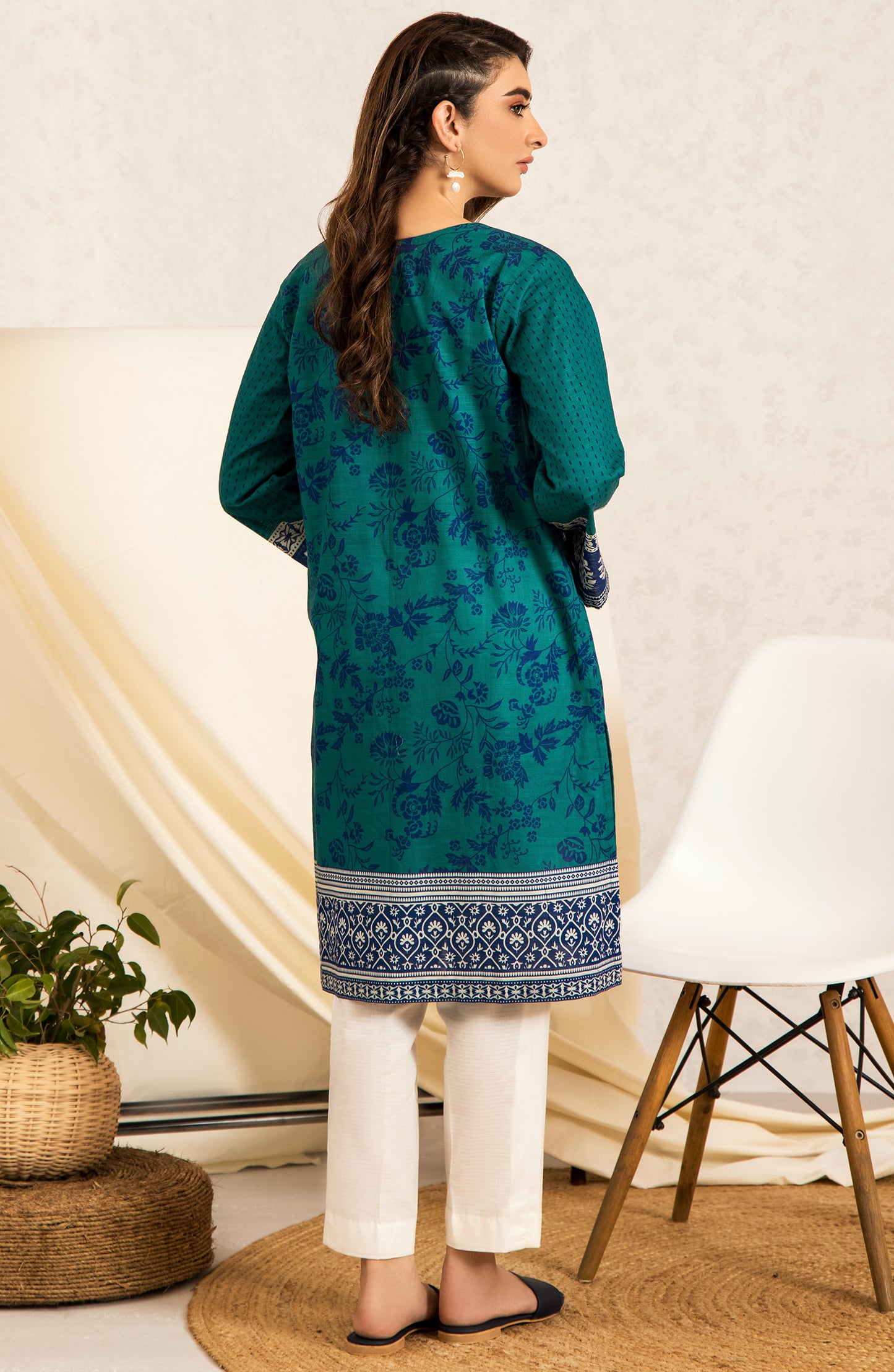 Stitched 1 Piece Printed Khaddar Shirt