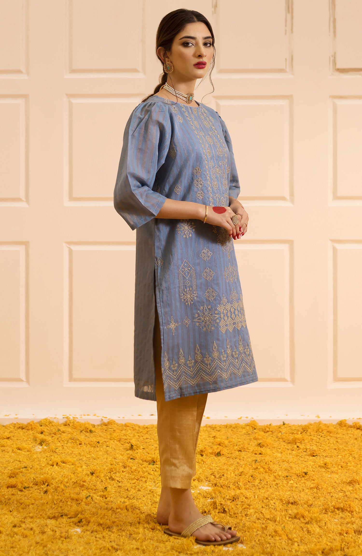 OTL-22-004/U RED LAWN  UNSTITCHED SHIRT DUPATTA PANTS