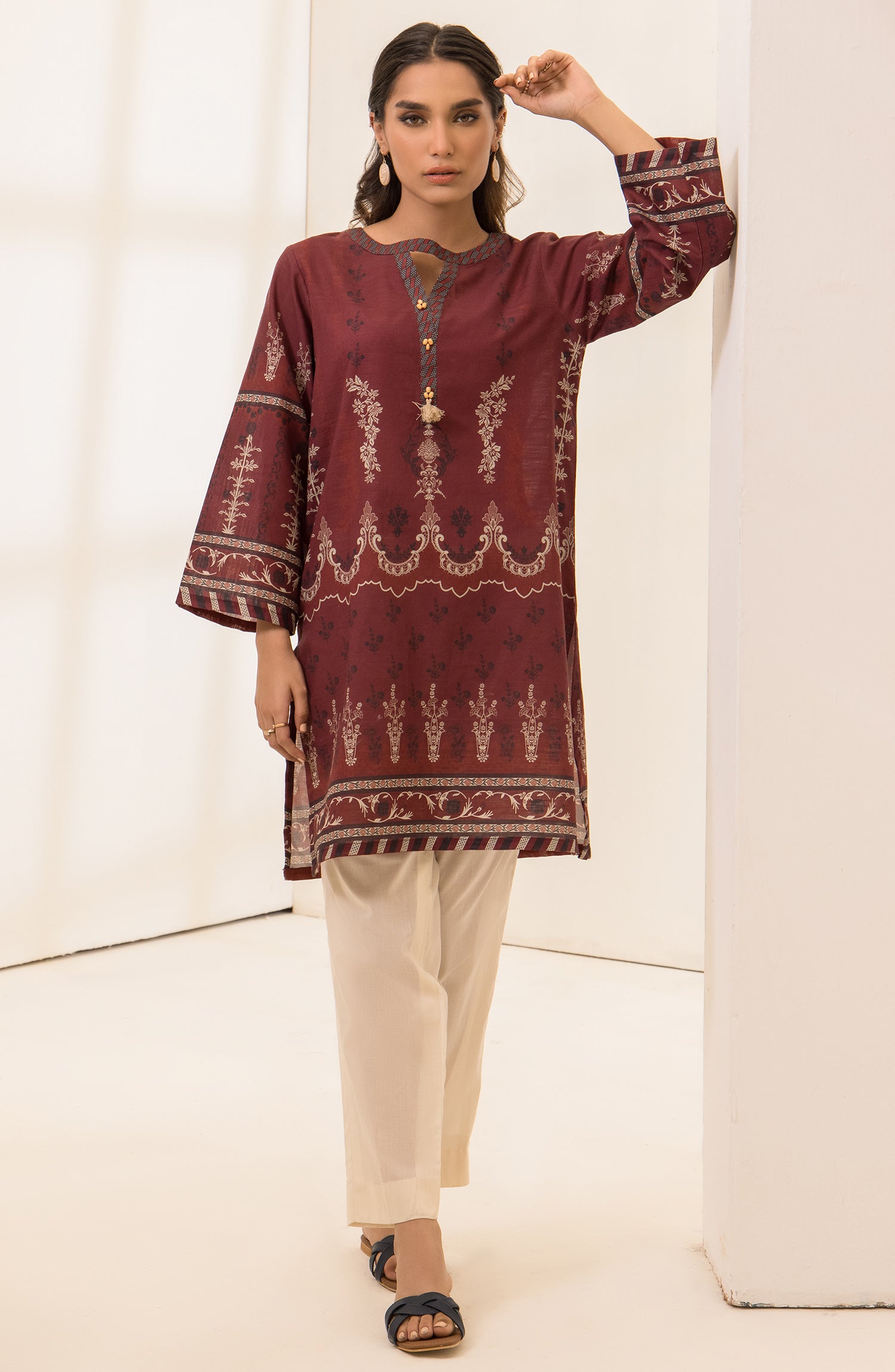 OTL-22-004/U RED LAWN  UNSTITCHED SHIRT DUPATTA PANTS