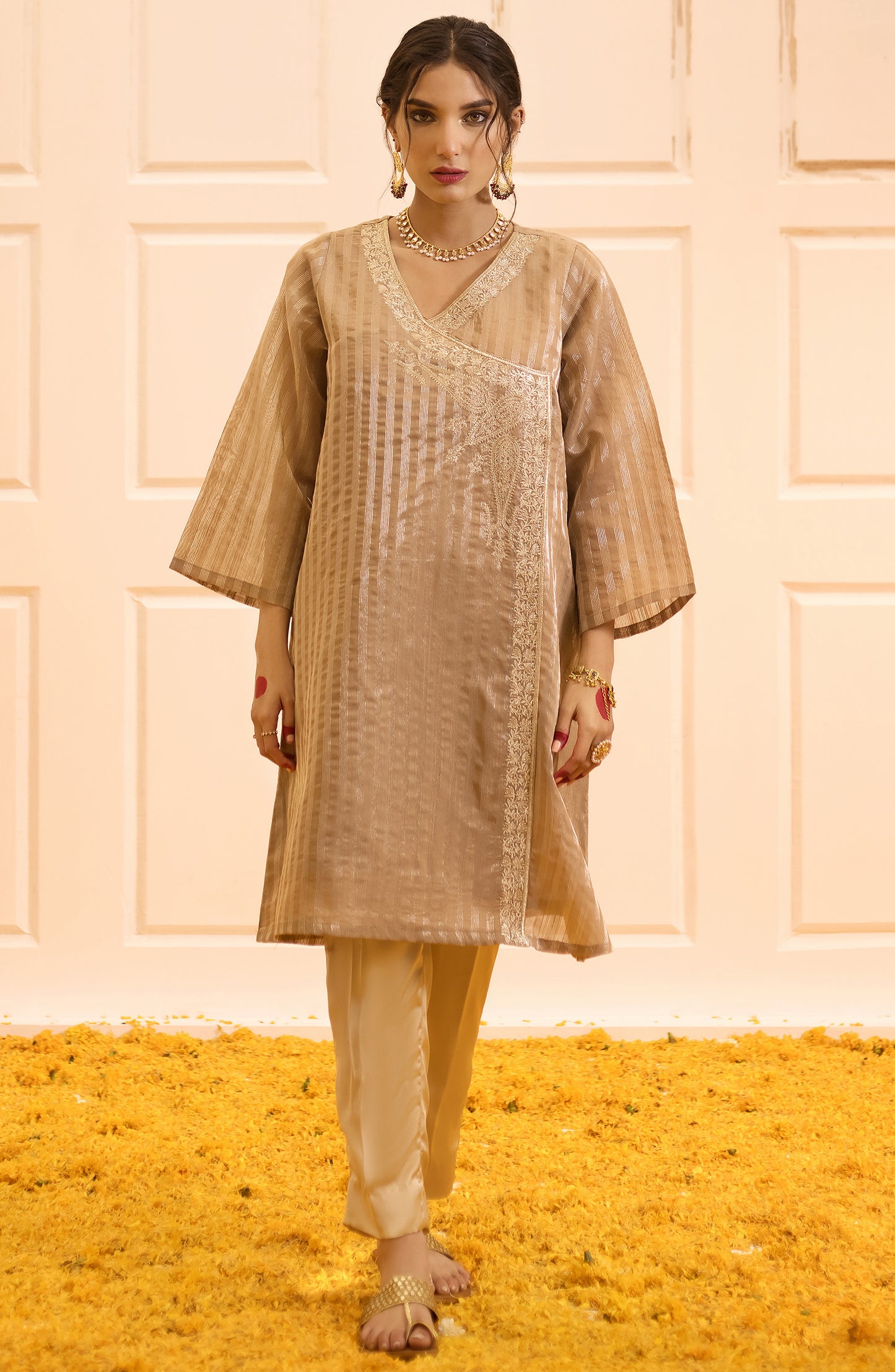 OTL-22-004/U RED LAWN  UNSTITCHED SHIRT DUPATTA PANTS