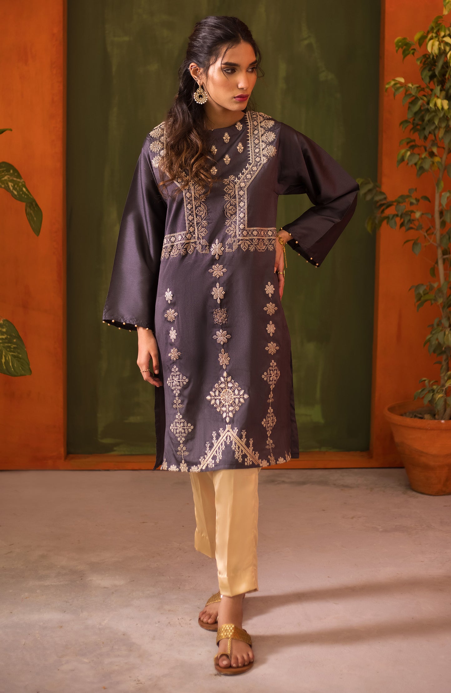NRHC-98/S BLACK  SHINY FANCY SCSHIRT READY TO WEAR SHIRT