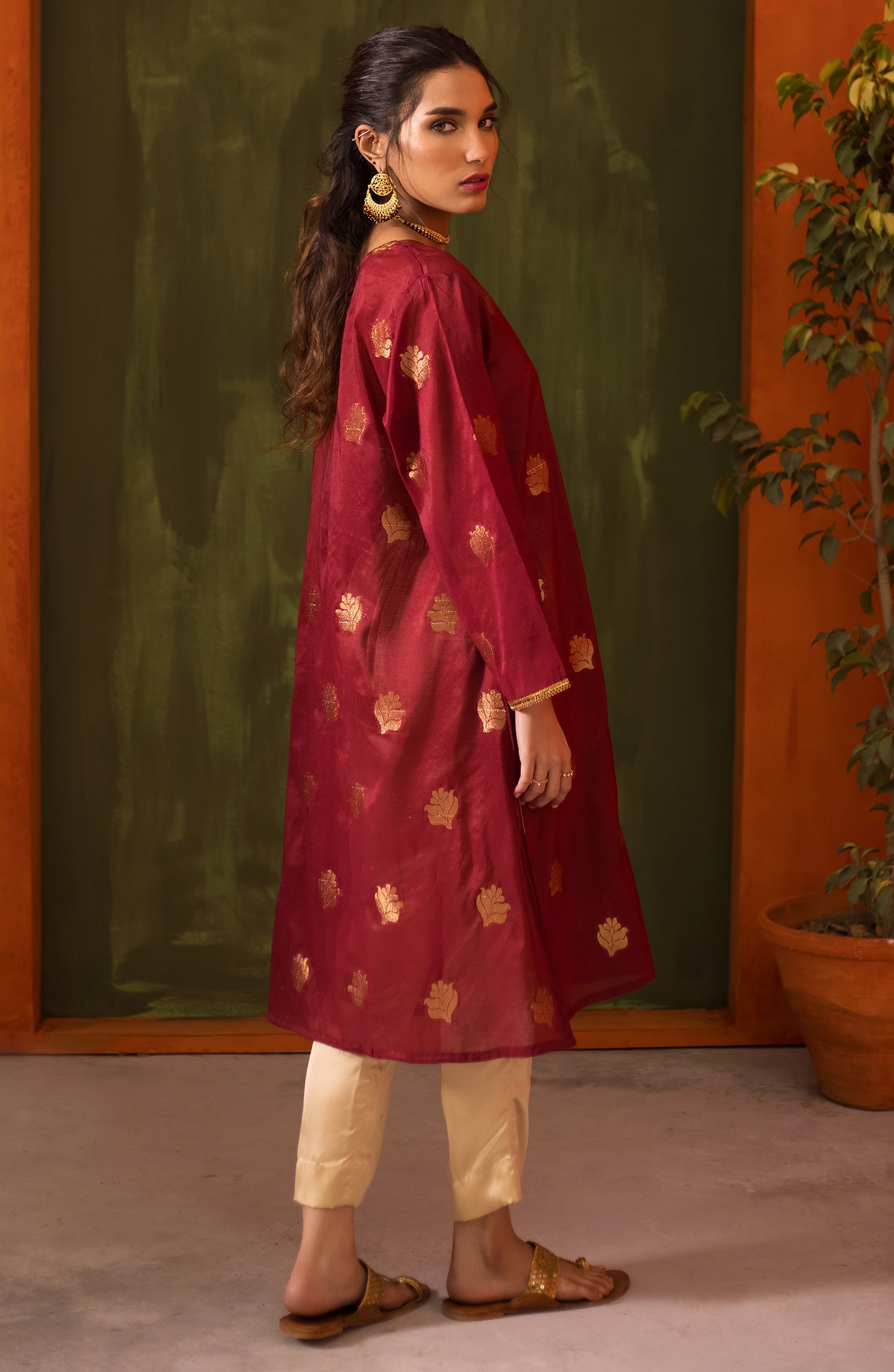 Stitched 1 Piece Embroidered Jacquard Shirt (NRHC-116/S MAROON)