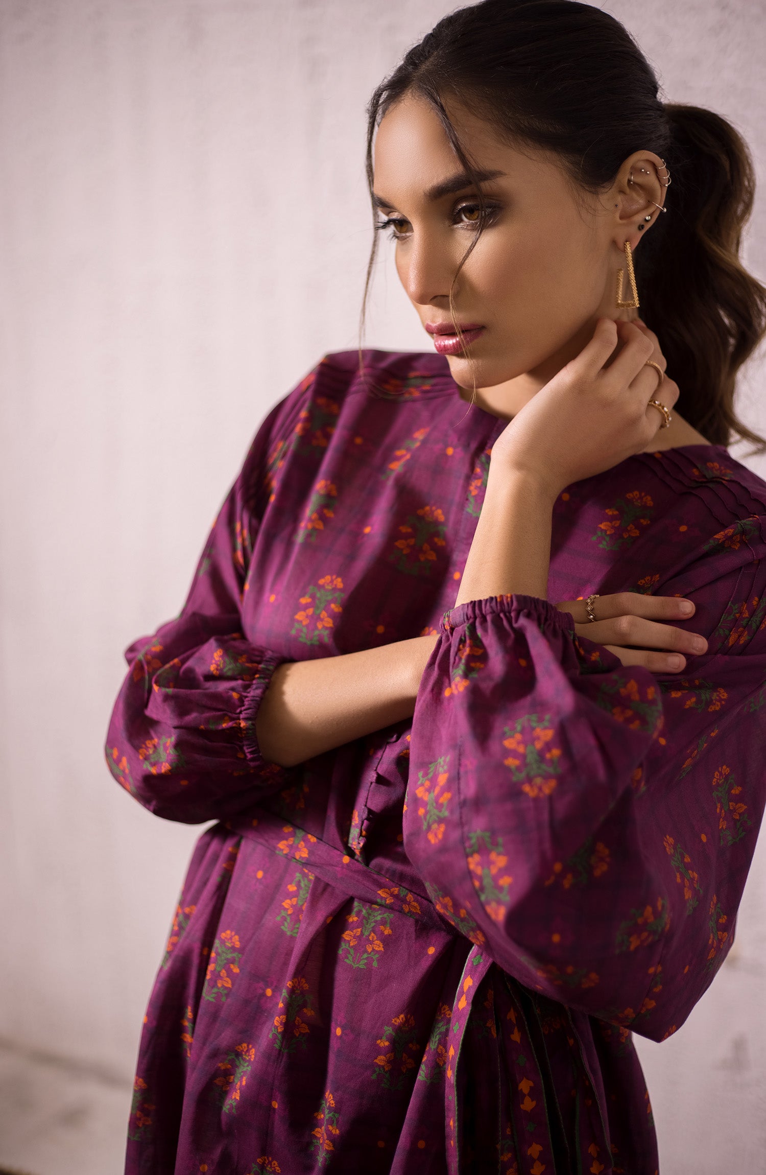 OTL-22-004/U RED LAWN  UNSTITCHED SHIRT DUPATTA PANTS