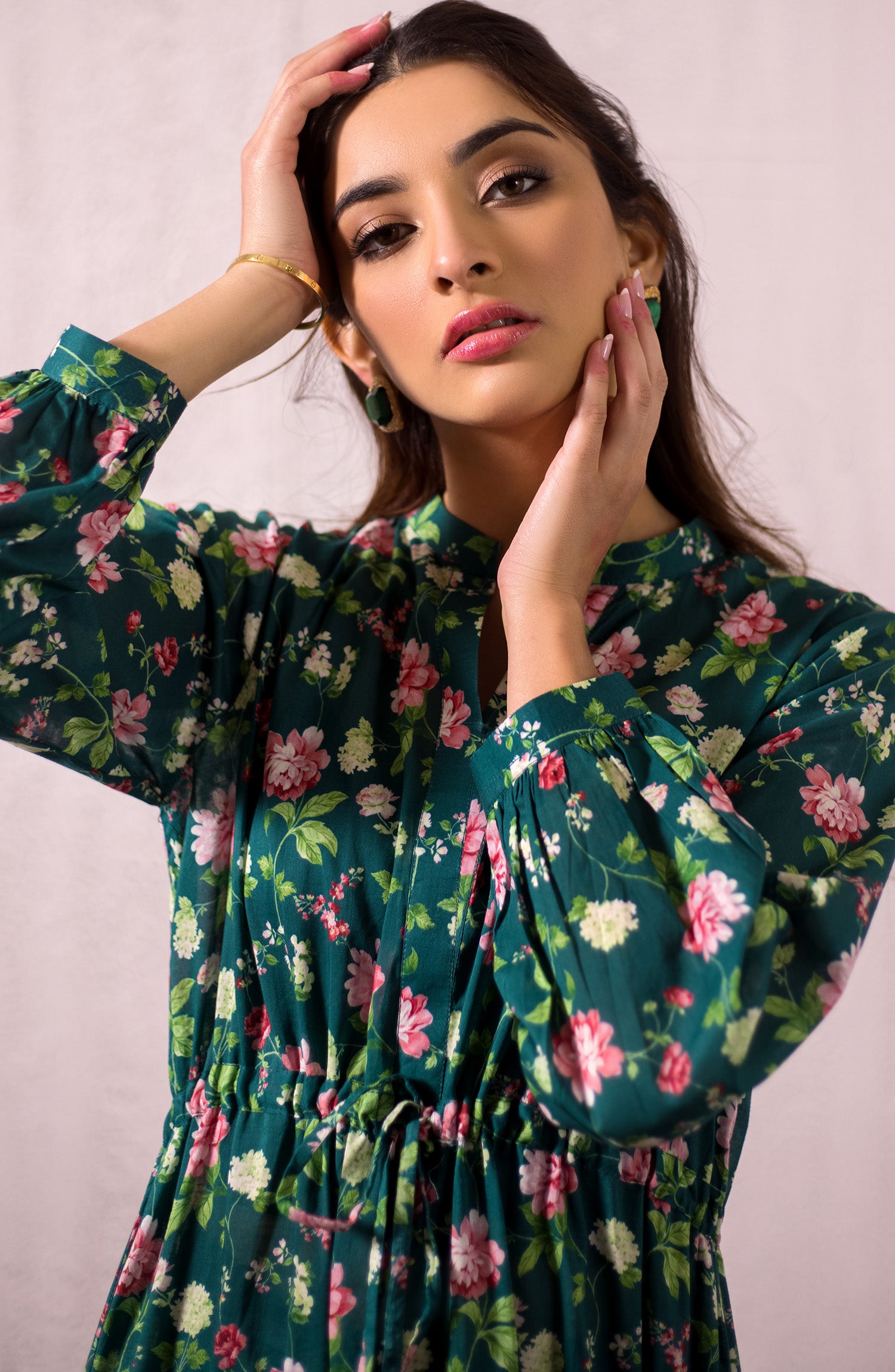 OTL-22-004/U RED LAWN  UNSTITCHED SHIRT DUPATTA PANTS