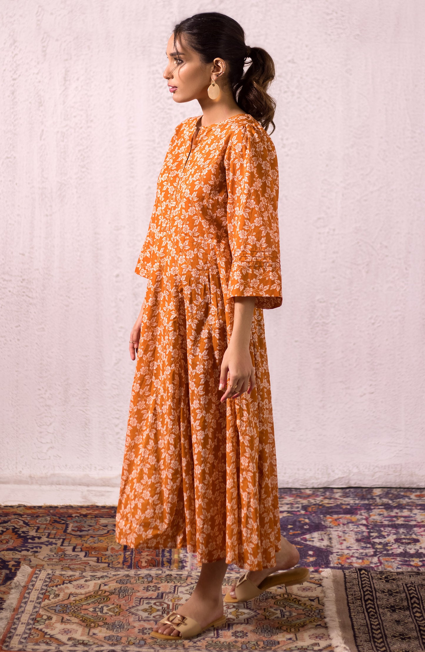 OTL-22-004/U RED LAWN  UNSTITCHED SHIRT DUPATTA PANTS