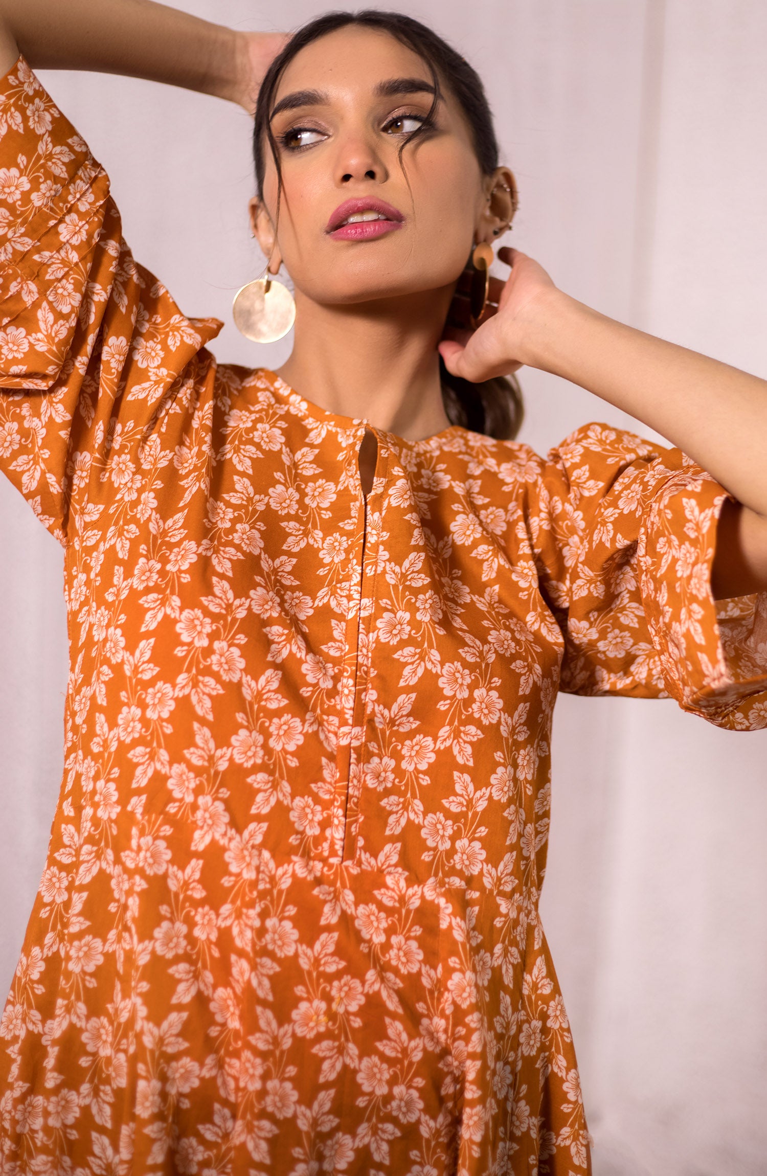 OTL-22-004/U RED LAWN  UNSTITCHED SHIRT DUPATTA PANTS