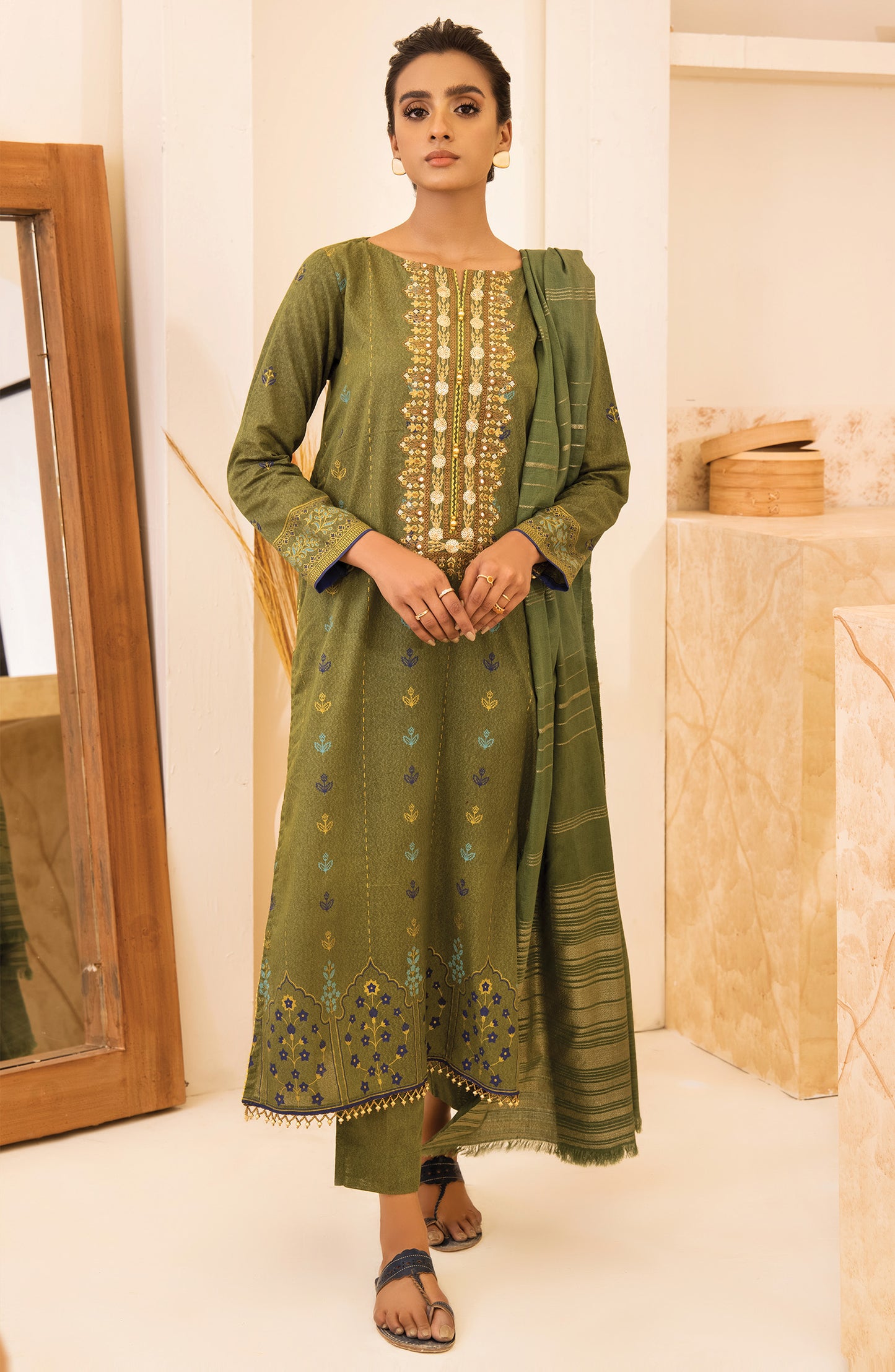 Unstitched 3 Piece Embroidered Karandi Shirt, Pant and Karandi Zari Shawl Dupatta