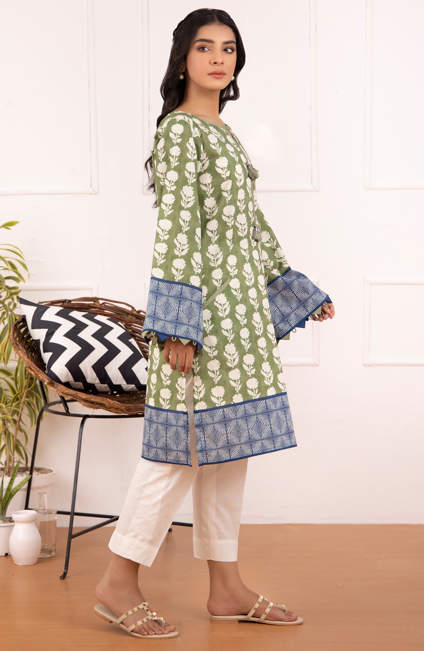 Stitched 1 Piece Printed Cambric Shirt