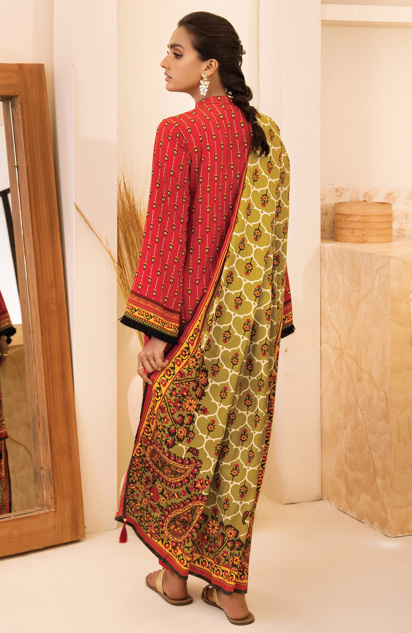 Unstitched 3 Piece Printed Linen Shirt , Pant and Linen Shawl Dupatta