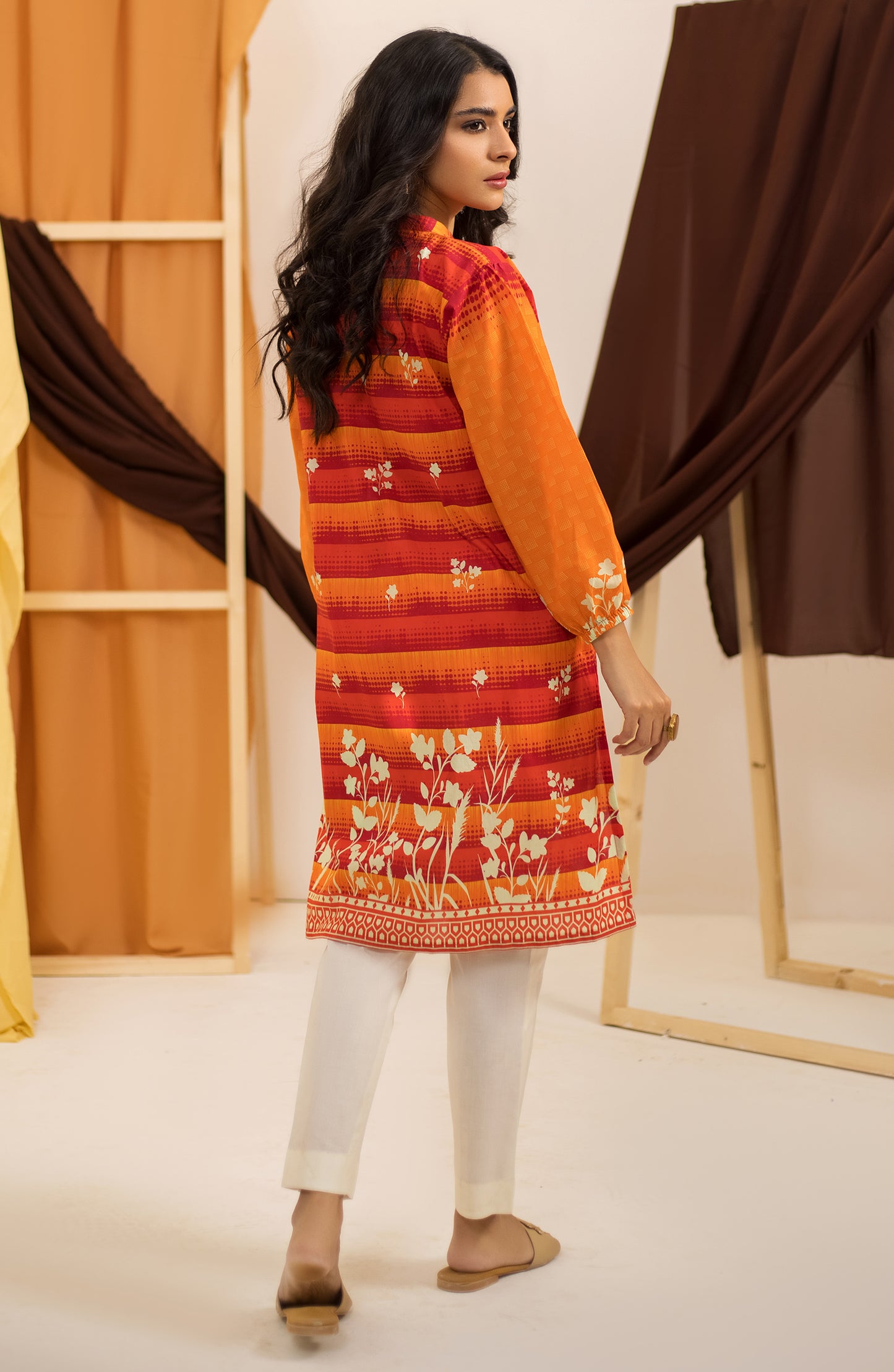 OTL-22-004/U RED LAWN  UNSTITCHED SHIRT DUPATTA PANTS