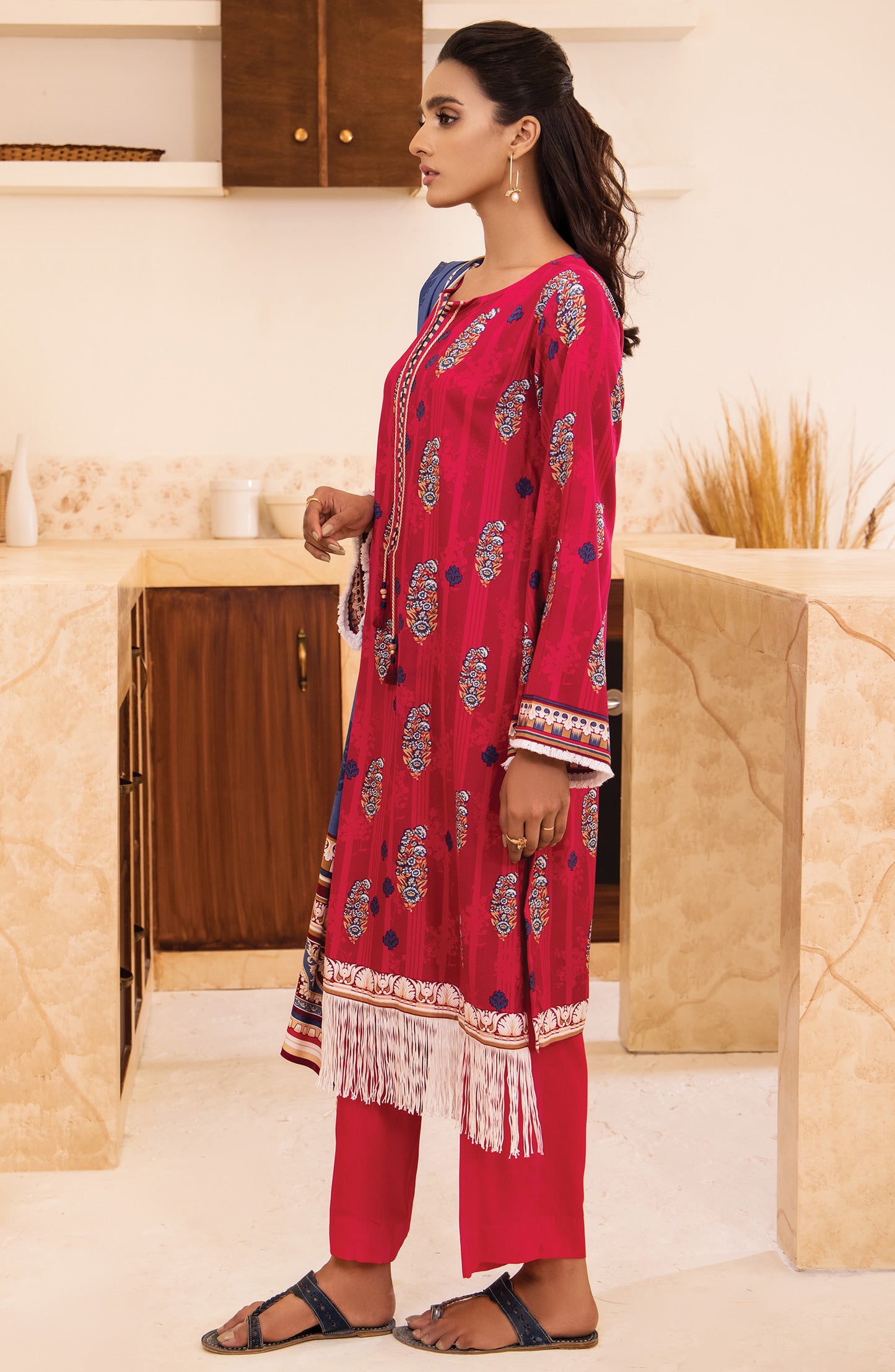 Unstitched 3 Piece Printed Linen Shirt , Pant and Linen Shawl Dupatta