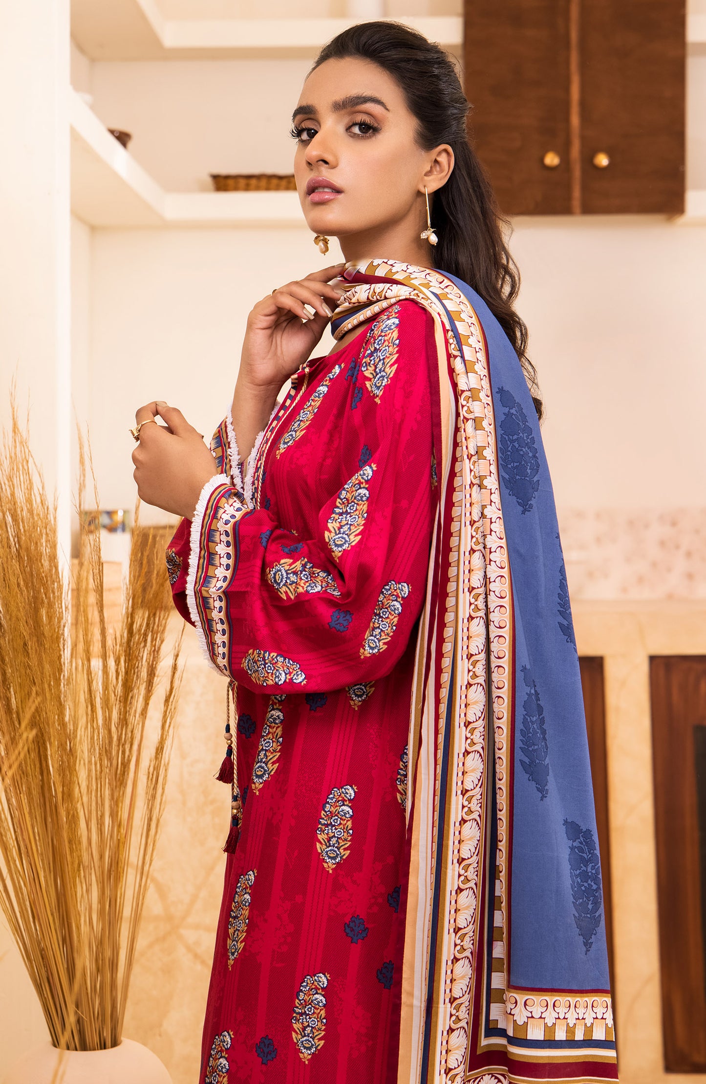 Unstitched 3 Piece Printed Linen Shirt , Pant and Linen Shawl Dupatta