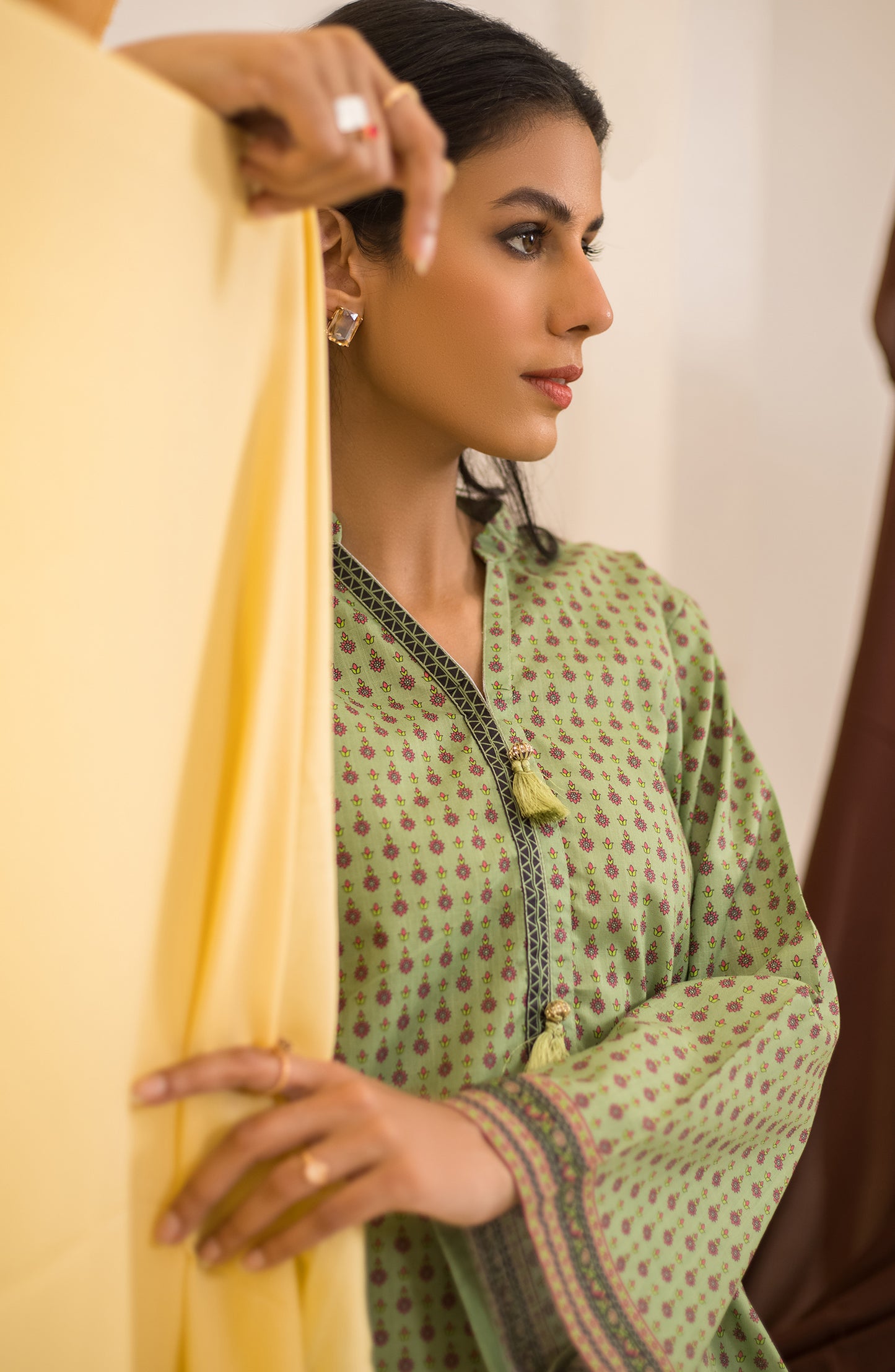 Stitched 1 Piece Plain Slub Cotton Shirt