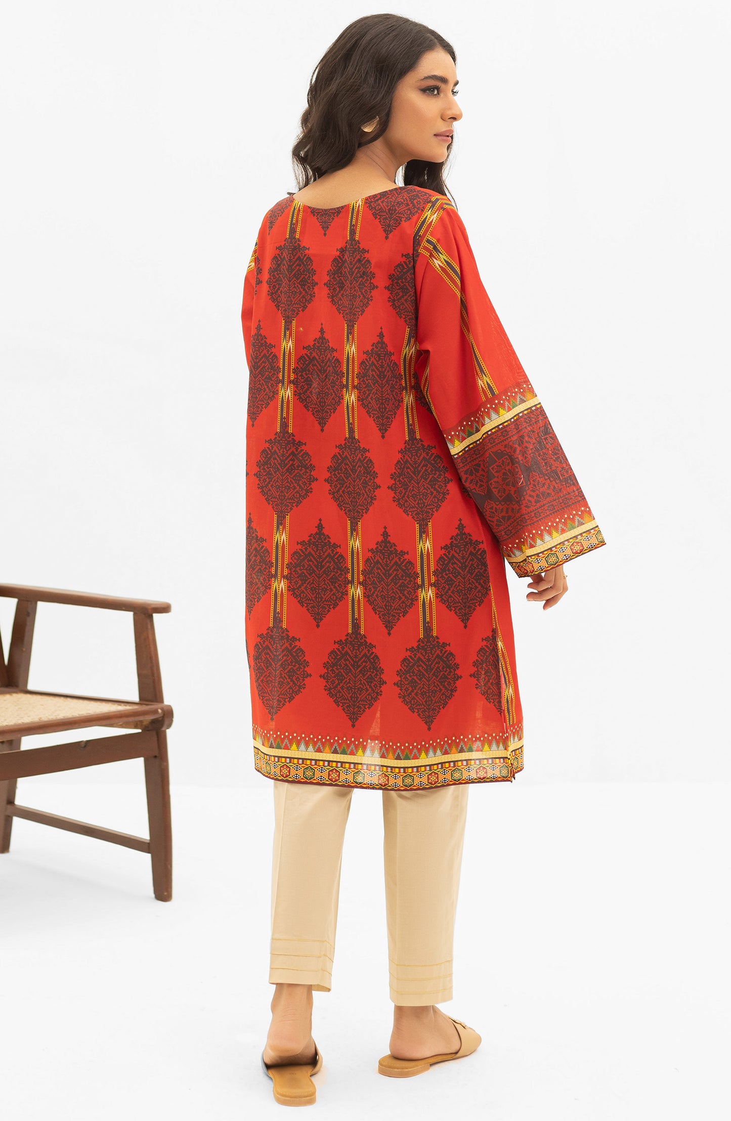OTL-22-004/U RED LAWN  UNSTITCHED SHIRT DUPATTA PANTS