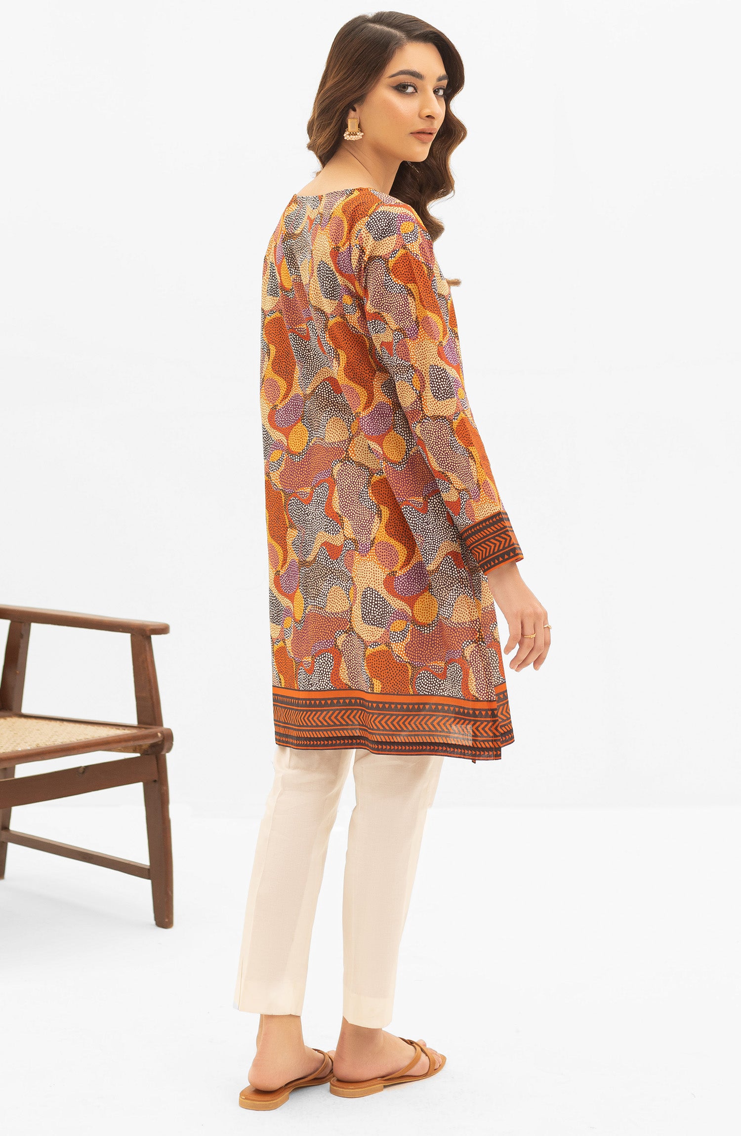 OTL-22-004/U RED LAWN  UNSTITCHED SHIRT DUPATTA PANTS