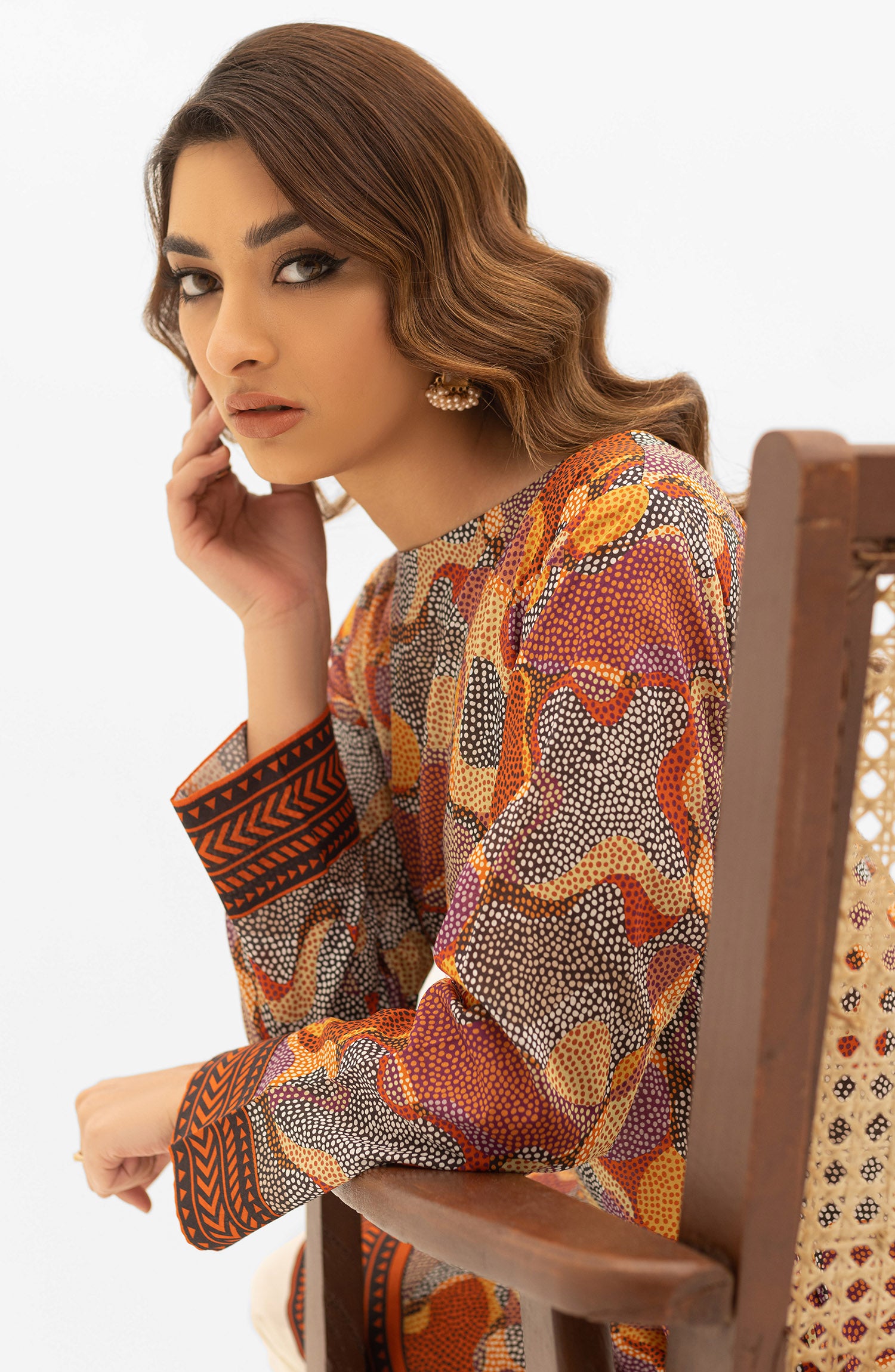 OTL-22-004/U RED LAWN  UNSTITCHED SHIRT DUPATTA PANTS