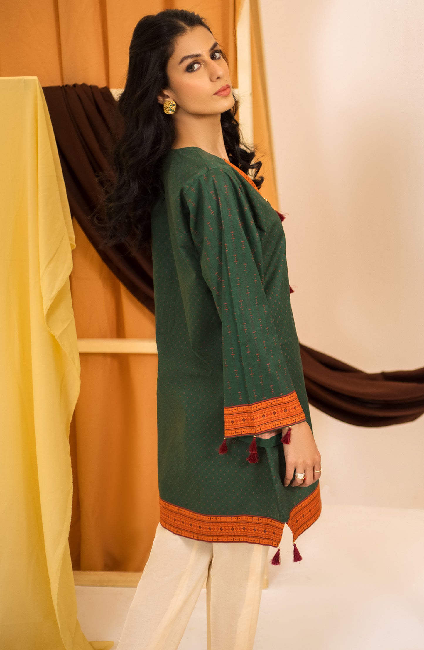 Stitched 1 Piece Plain Slub Cotton Shirt