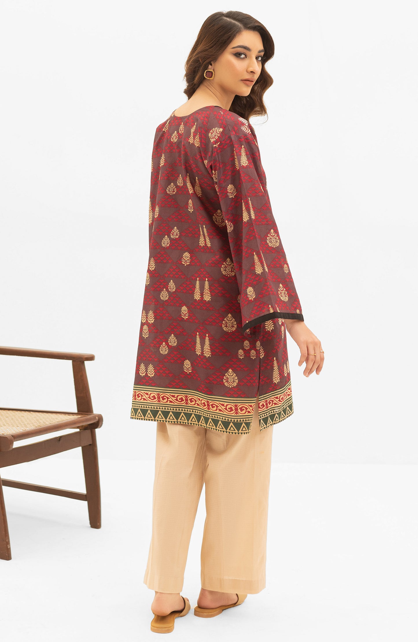 OTL-22-004/U RED LAWN  UNSTITCHED SHIRT DUPATTA PANTS