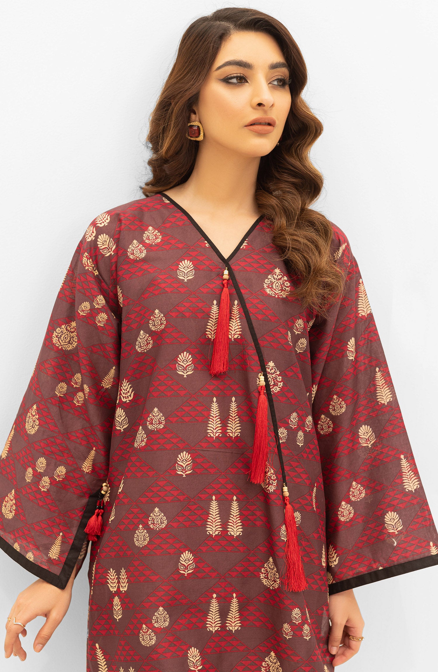 OTL-22-004/U RED LAWN  UNSTITCHED SHIRT DUPATTA PANTS