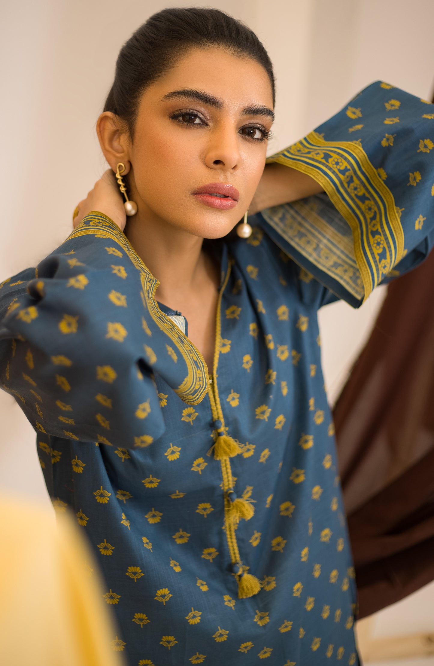 Stitched 1 Piece Plain Slub Cotton Shirt