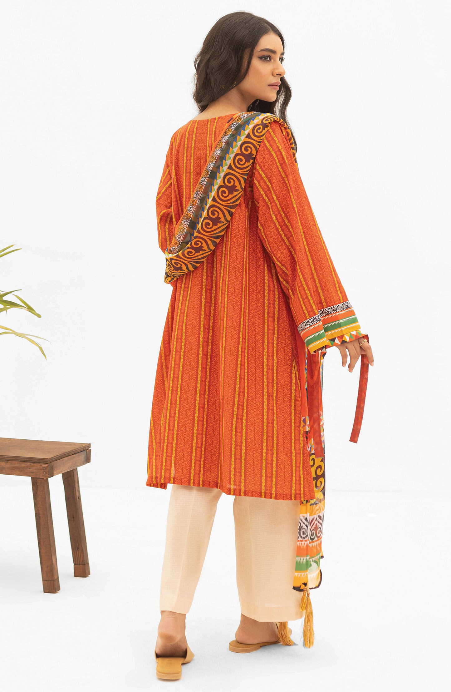 NRDS-22-011/U ORANGE LAWN  UNSTITCHED SHIRT DUPATTA