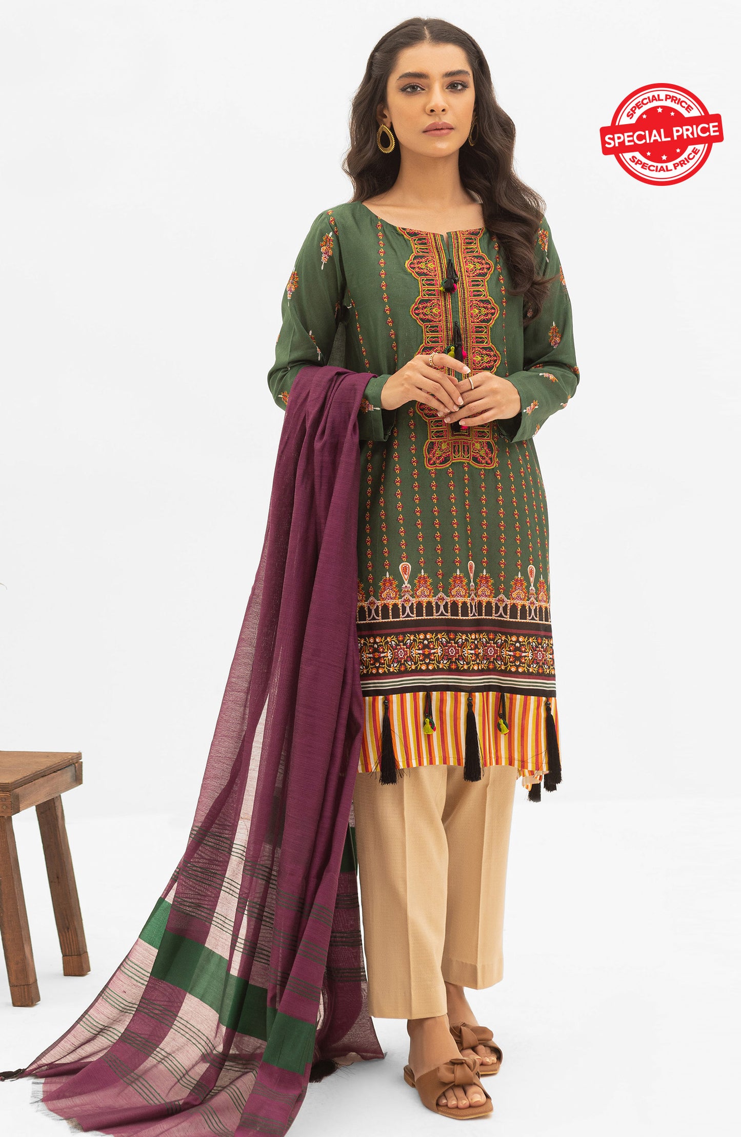 NRDS-22-008/U GREEN LAWN  UNSTITCHED SHIRT DUPATTA